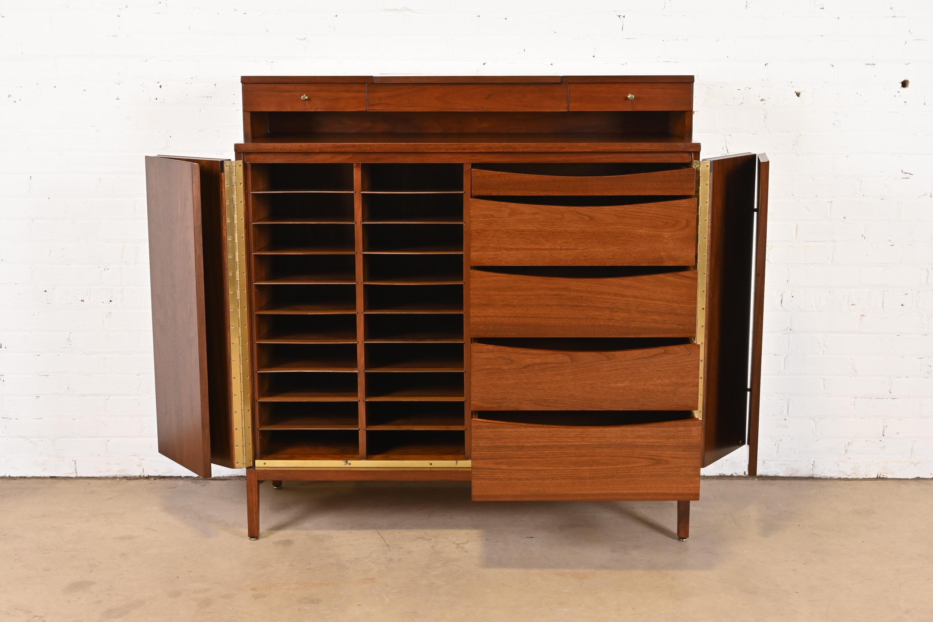 Paul McCobb Irwin Collection Walnut Gentleman's Chest, Newly Refinished For Sale 1