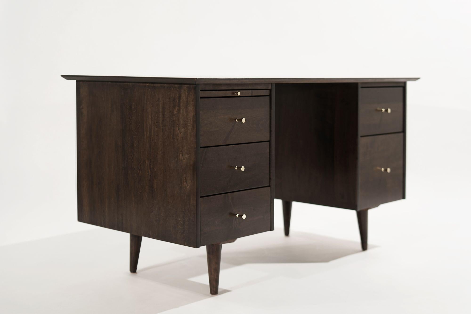 American Paul McCobb Kneehole Desk, 1950s
