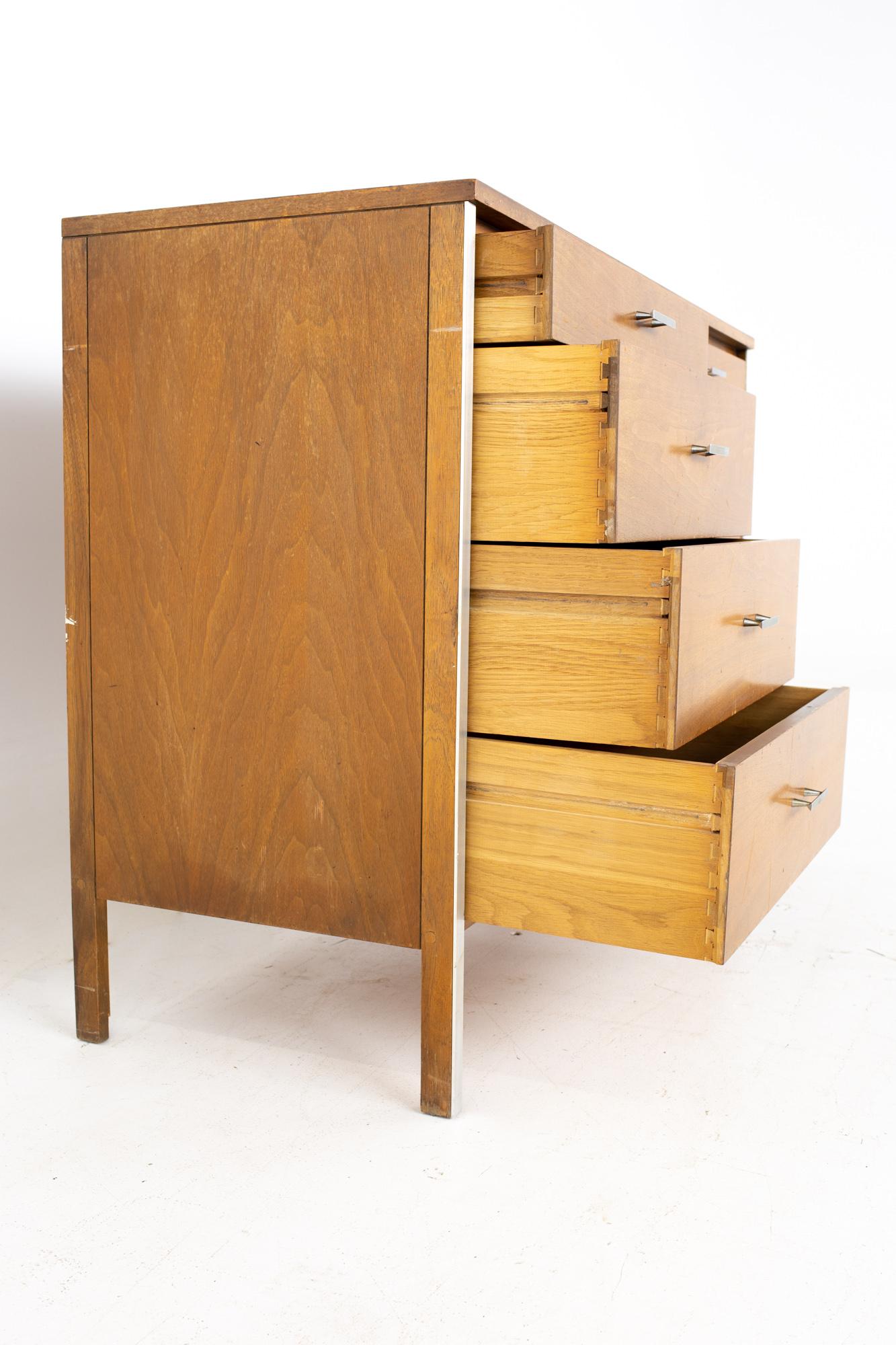 Late 20th Century Paul McCobb Linear Mid Century 8 Drawer Dresser