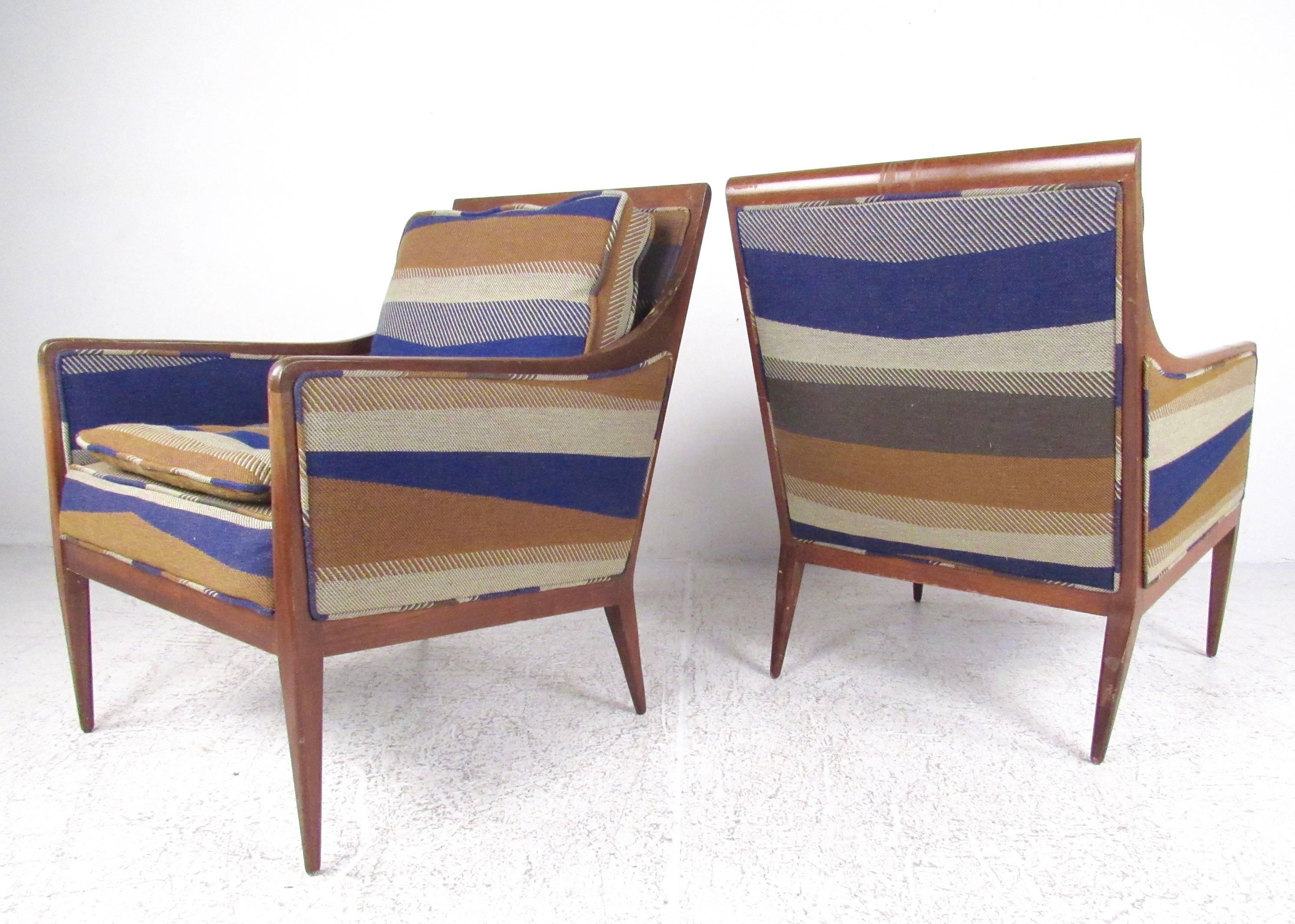 Mid-20th Century Paul McCobb Lounge Chairs for Calvin Group