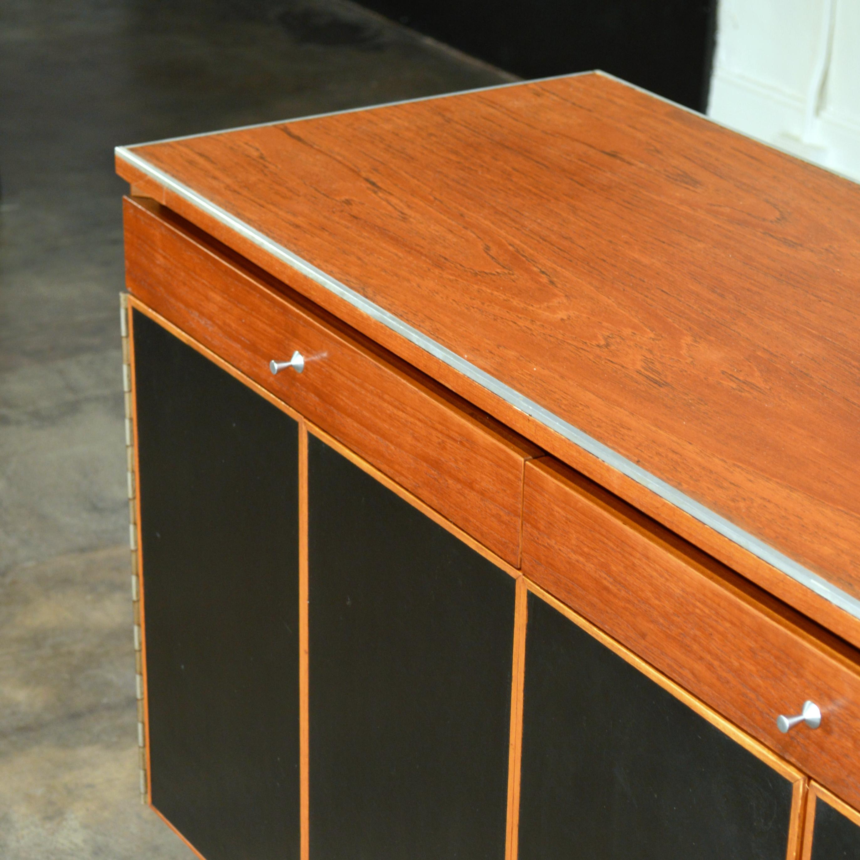 Paul McCobb Mahogany and Leather Sideboard for Calvin Furniture For Sale 1