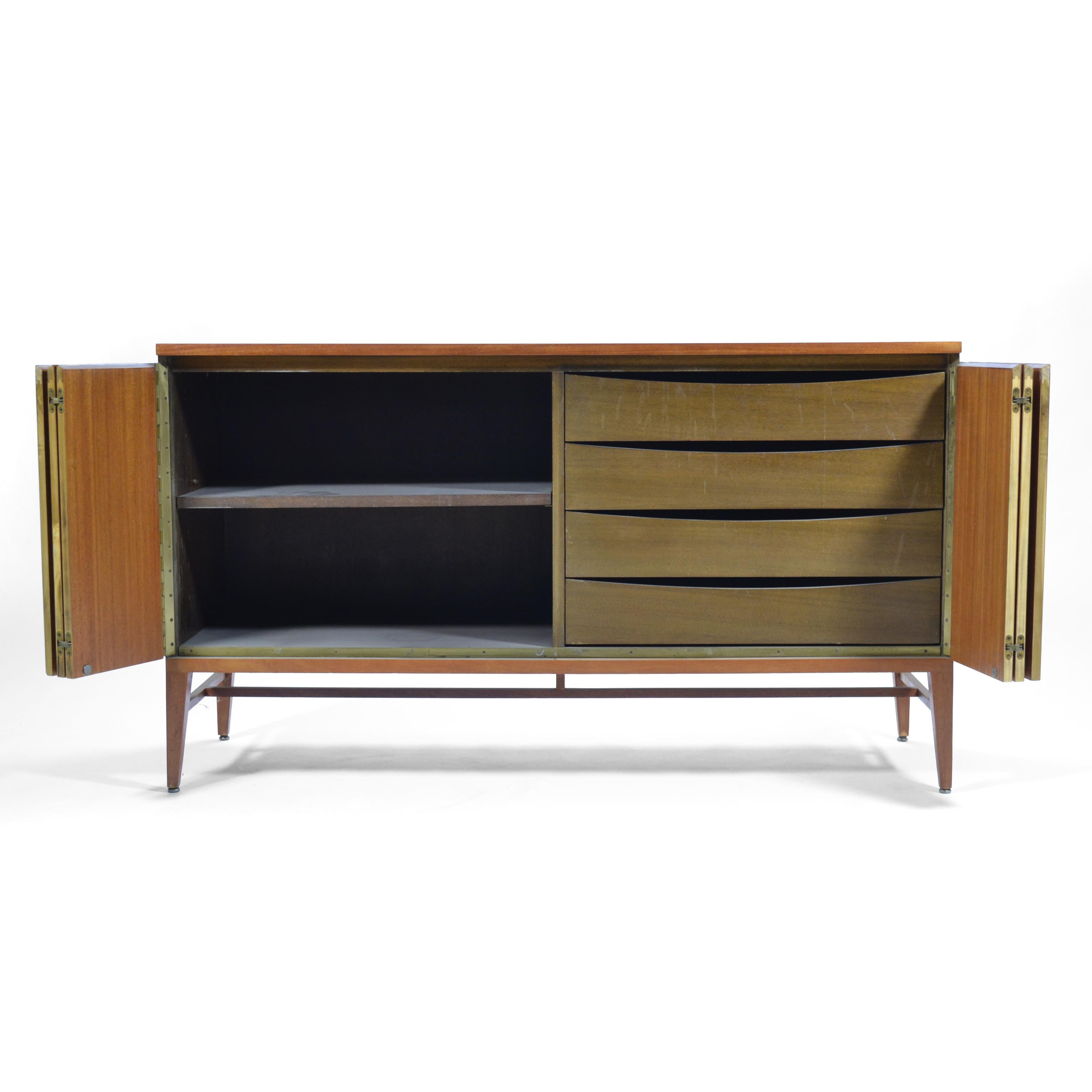 Paul McCobb Mahogany Credenza For Sale 1