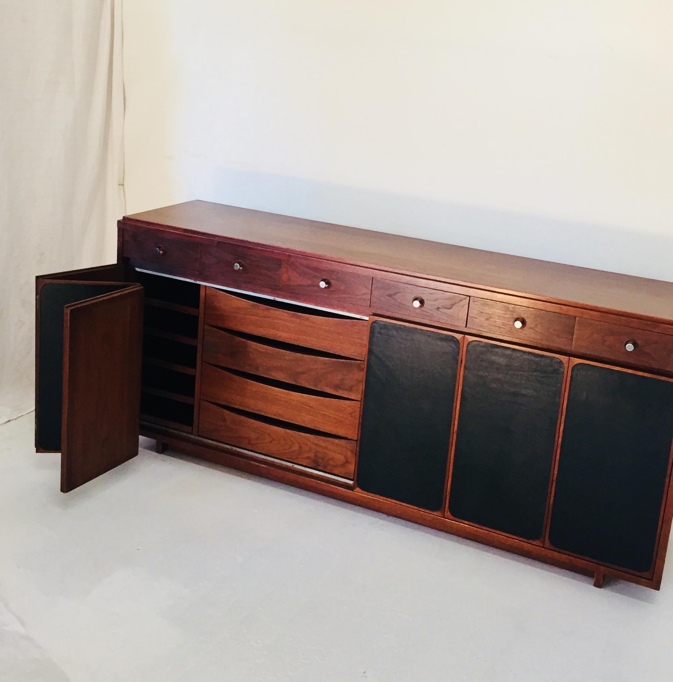 Mid-Century Modern Paul McCobb Mahogany Sideboard Midcentury Vintage Design Black Front Doors