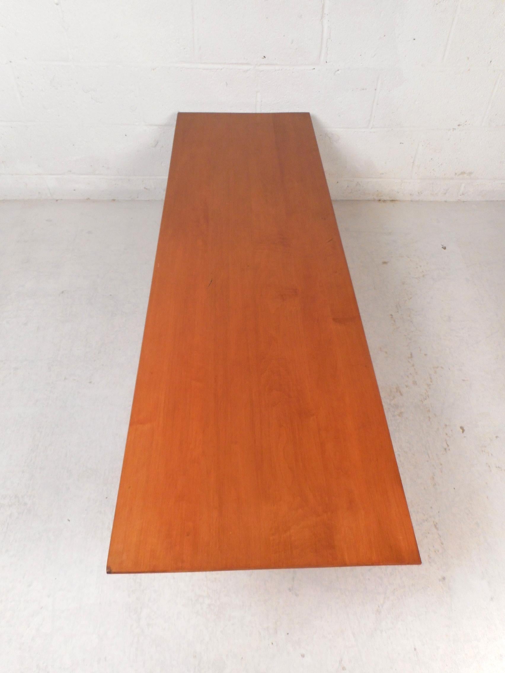 Paul McCobb Maple Coffee Table In Good Condition In Brooklyn, NY