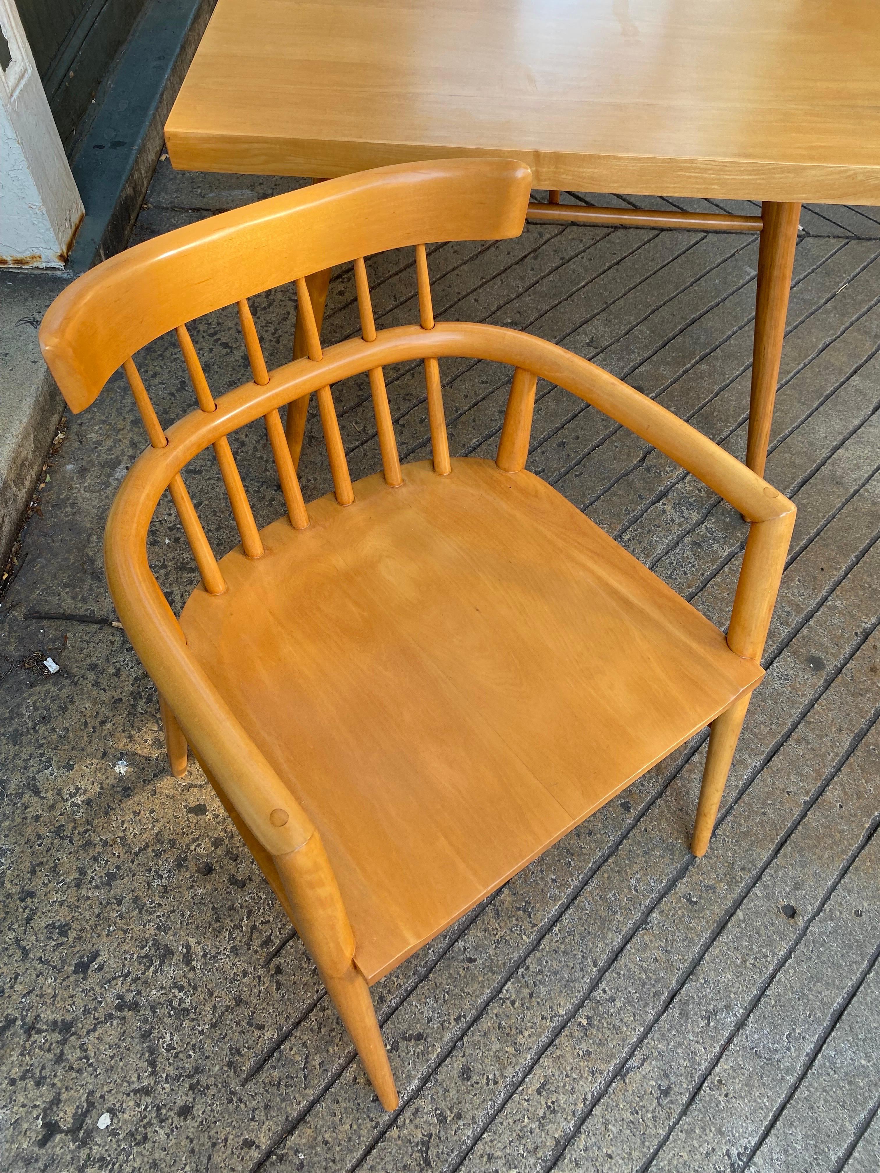 Paul McCobb Maple Dining Room Set/ Table, 2 Leaves and 6 Chairs In Good Condition In Philadelphia, PA