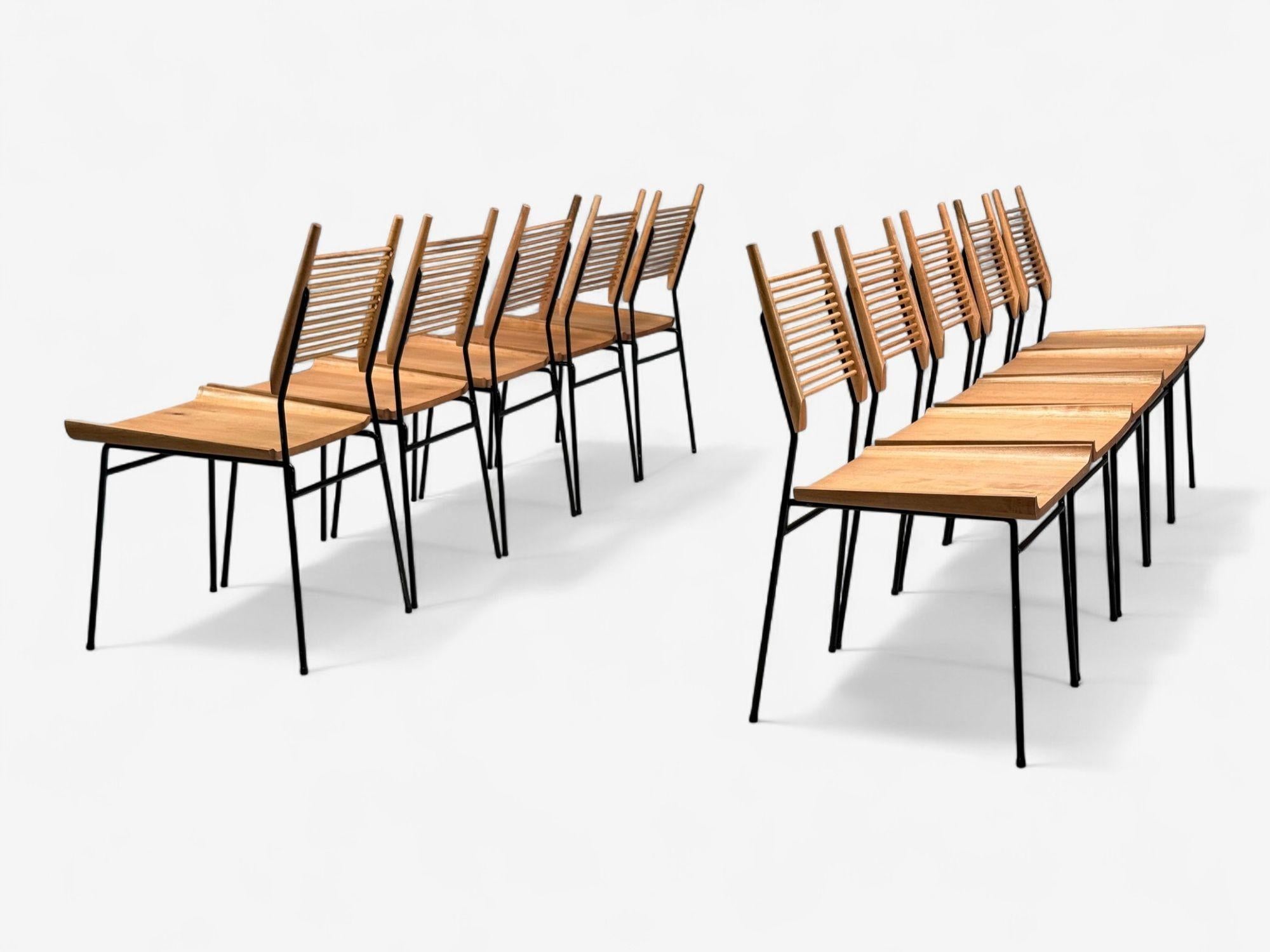 Paul McCobb, érable, fer laqué, chaises de salle à manger Shovel, États-Unis, années 1950 Bon état - En vente à Manhasset, NY