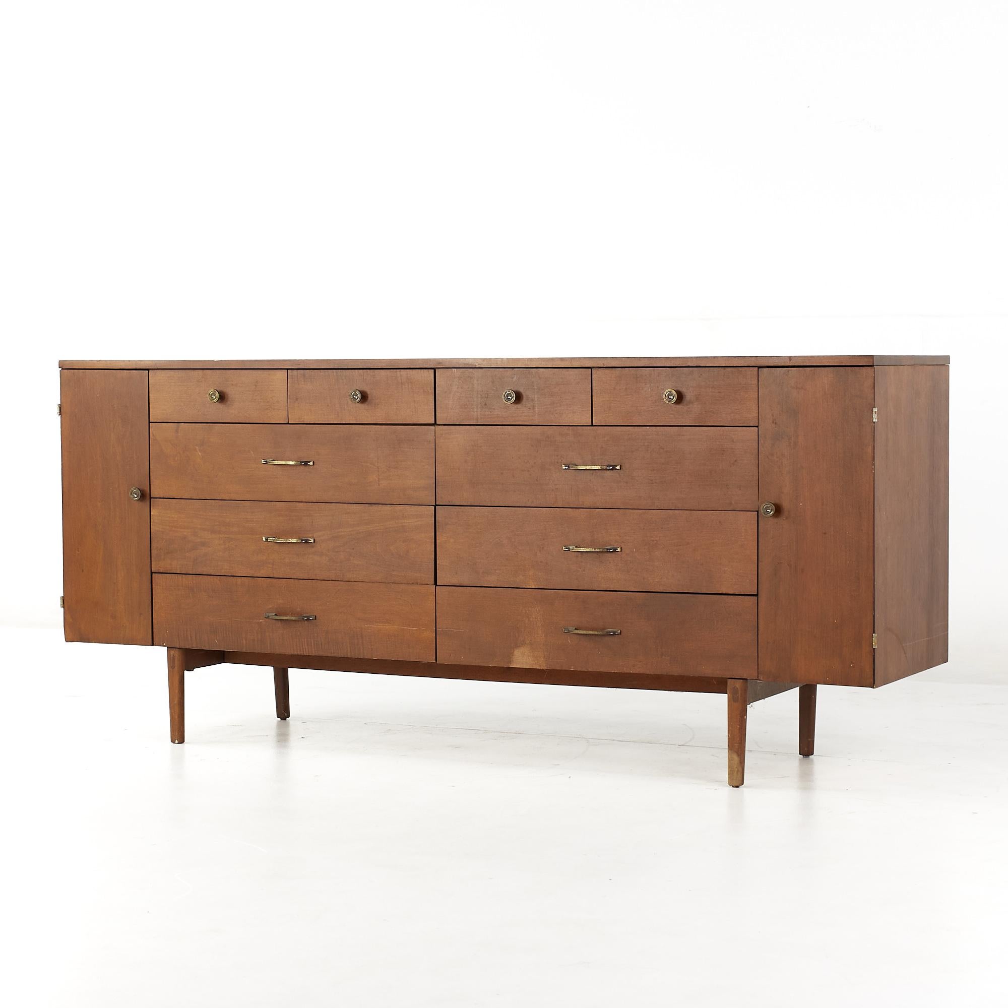 Mid-Century Modern Paul McCobb Mid-Century 20 Drawer Lowboy Dresser For Sale
