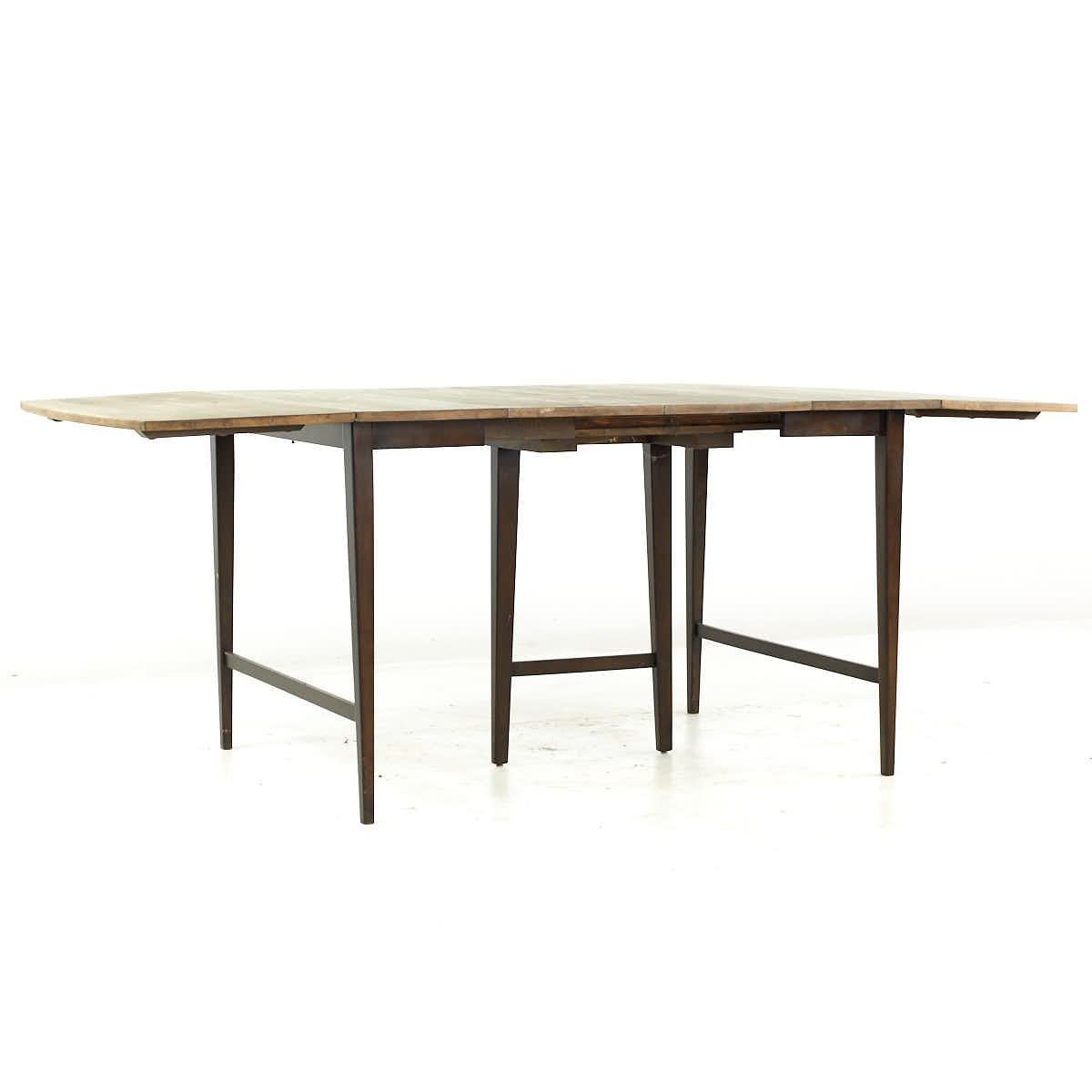 Paul McCobb Mid Century Drop Leaf Dining Table with 3 Leaves For Sale 6