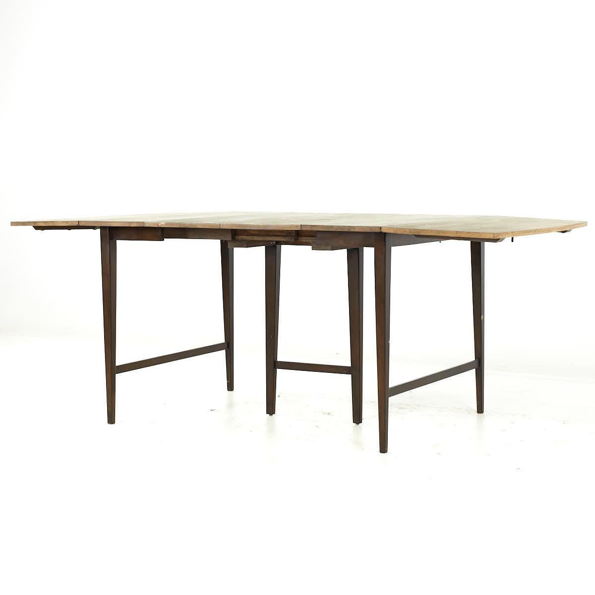 Paul McCobb Mid Century Drop Leaf Dining Table with 3 Leaves For Sale 8