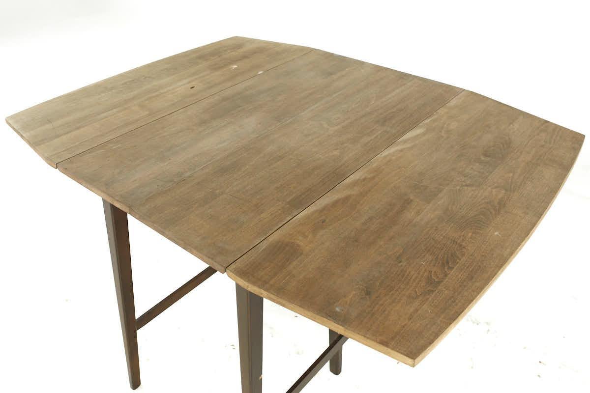 Paul McCobb Mid Century Drop Leaf Dining Table with 3 Leaves For Sale 2
