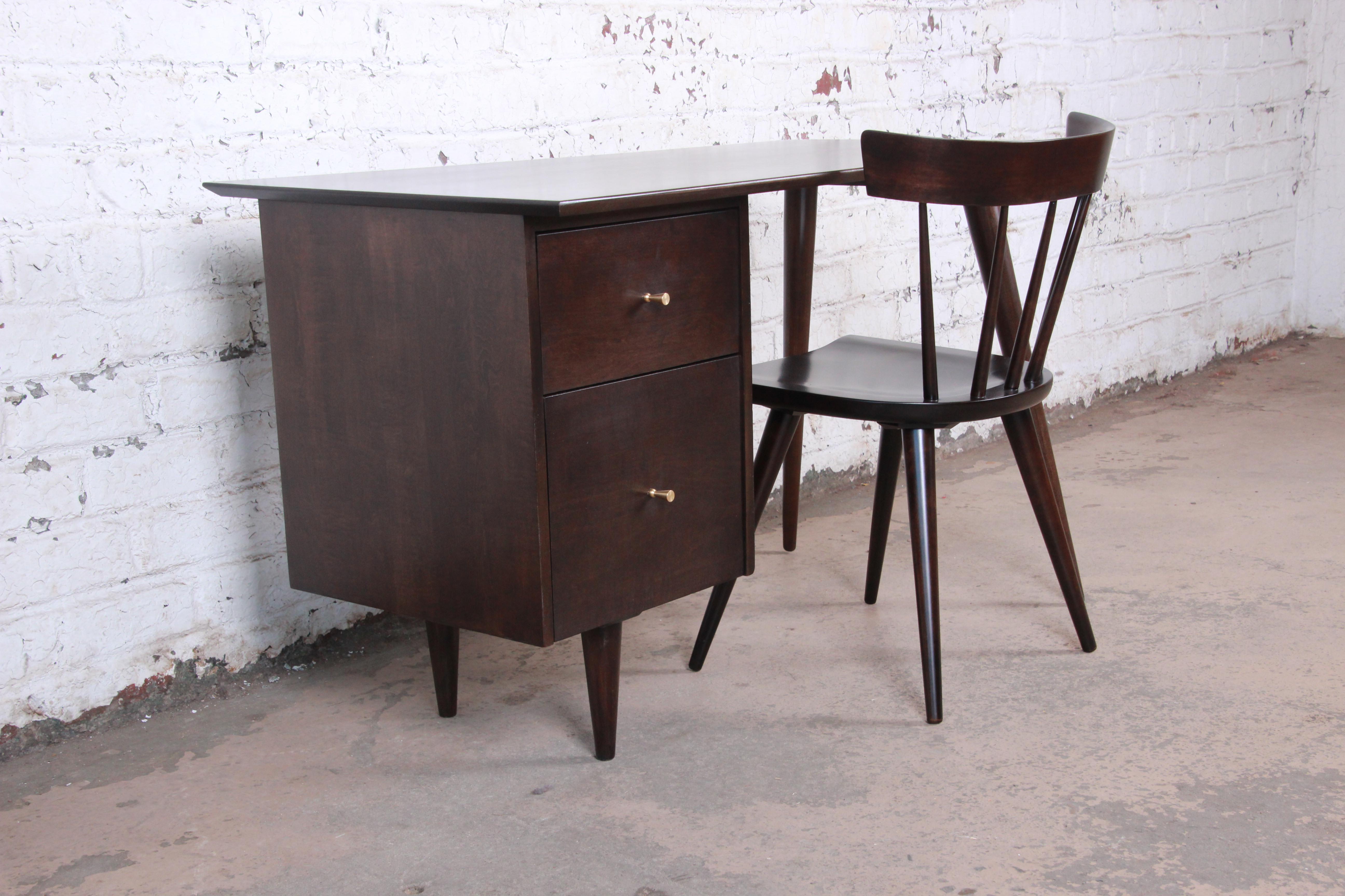 American Paul McCobb Mid-Century Modern Planner Group Desk and Chair, Newly Restored