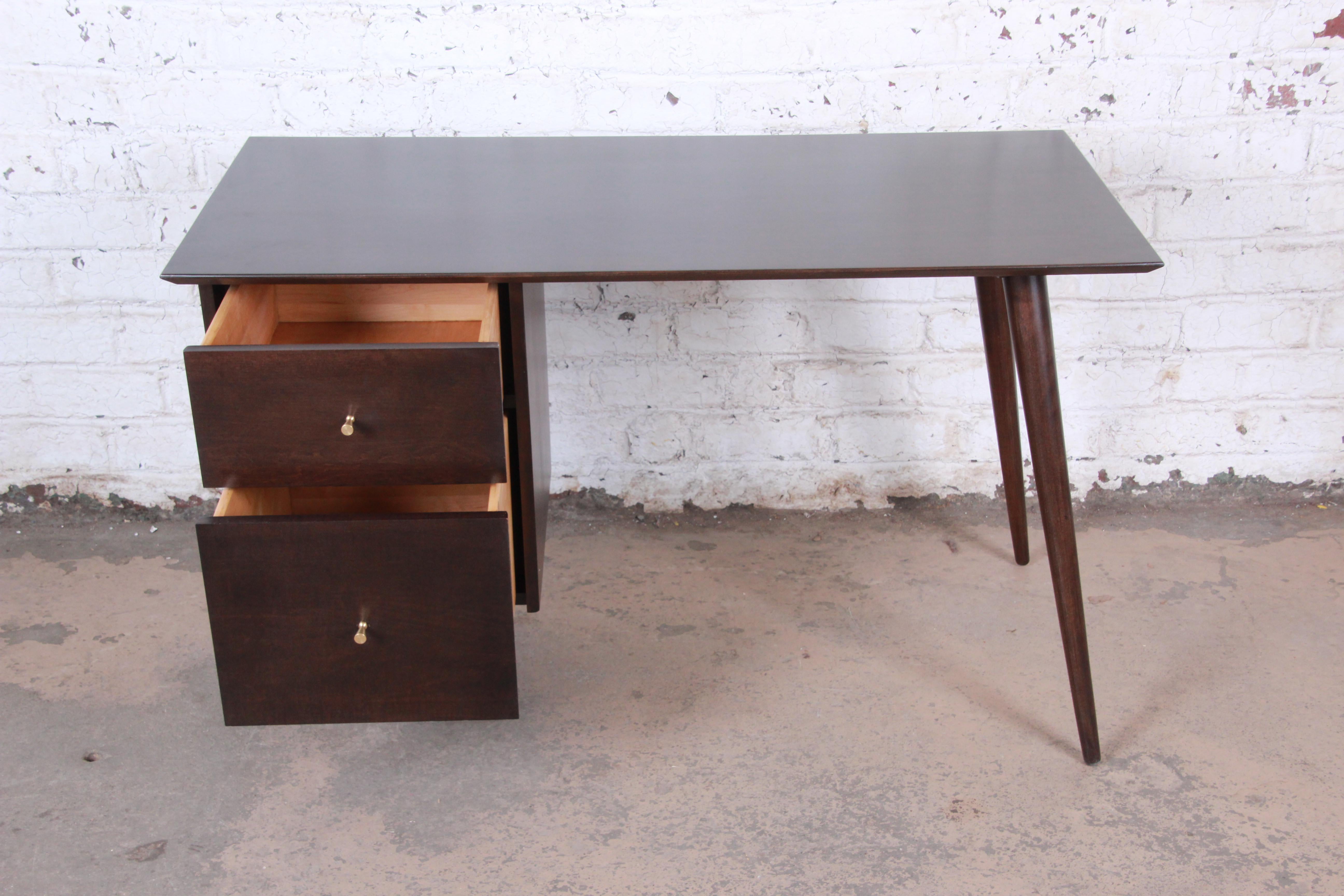 Paul McCobb Mid-Century Modern Planner Group Desk and Chair, Newly Restored 1