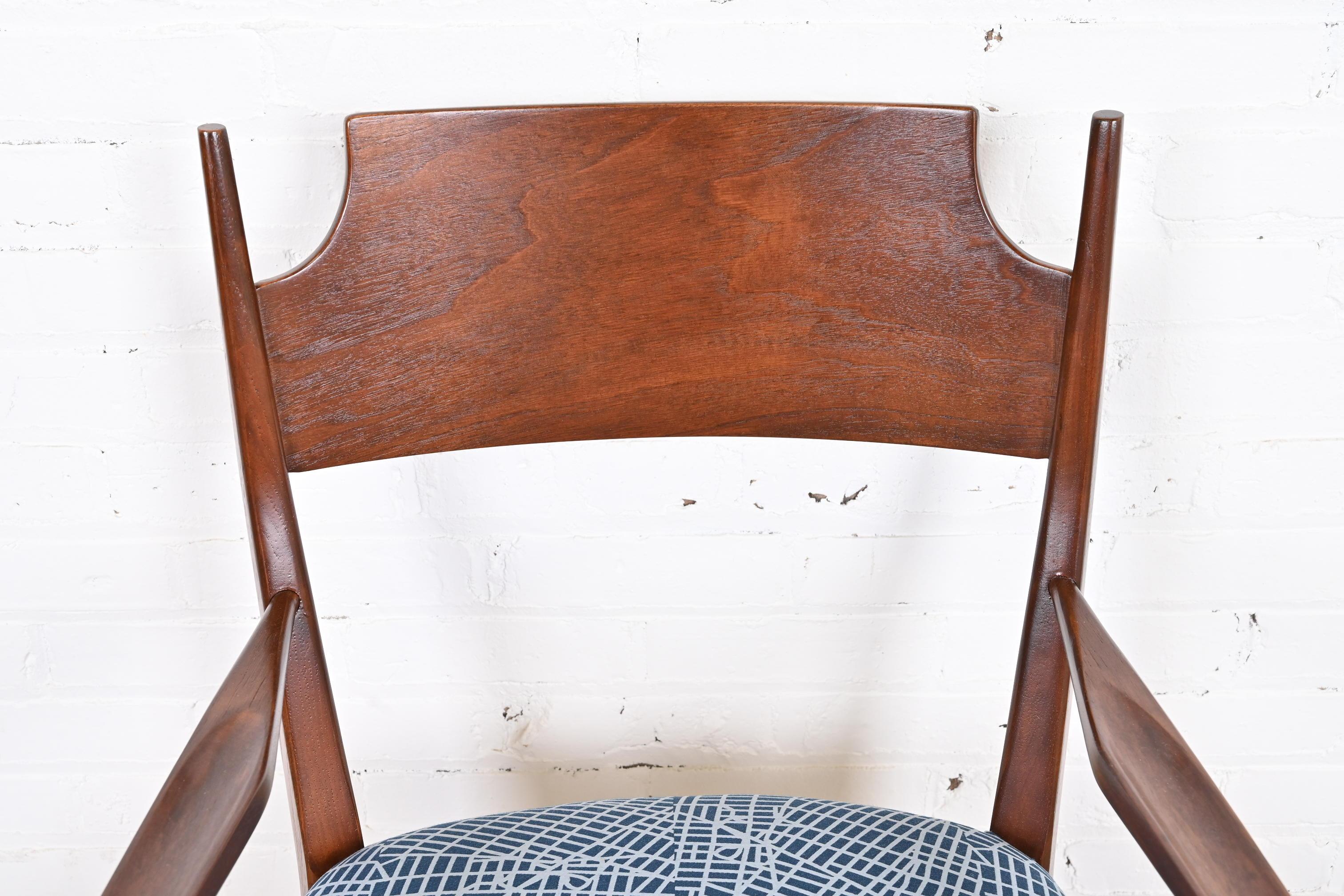 Paul McCobb Mid-Century Modern Sculpted Walnut Armchairs, Newly Restored For Sale 5