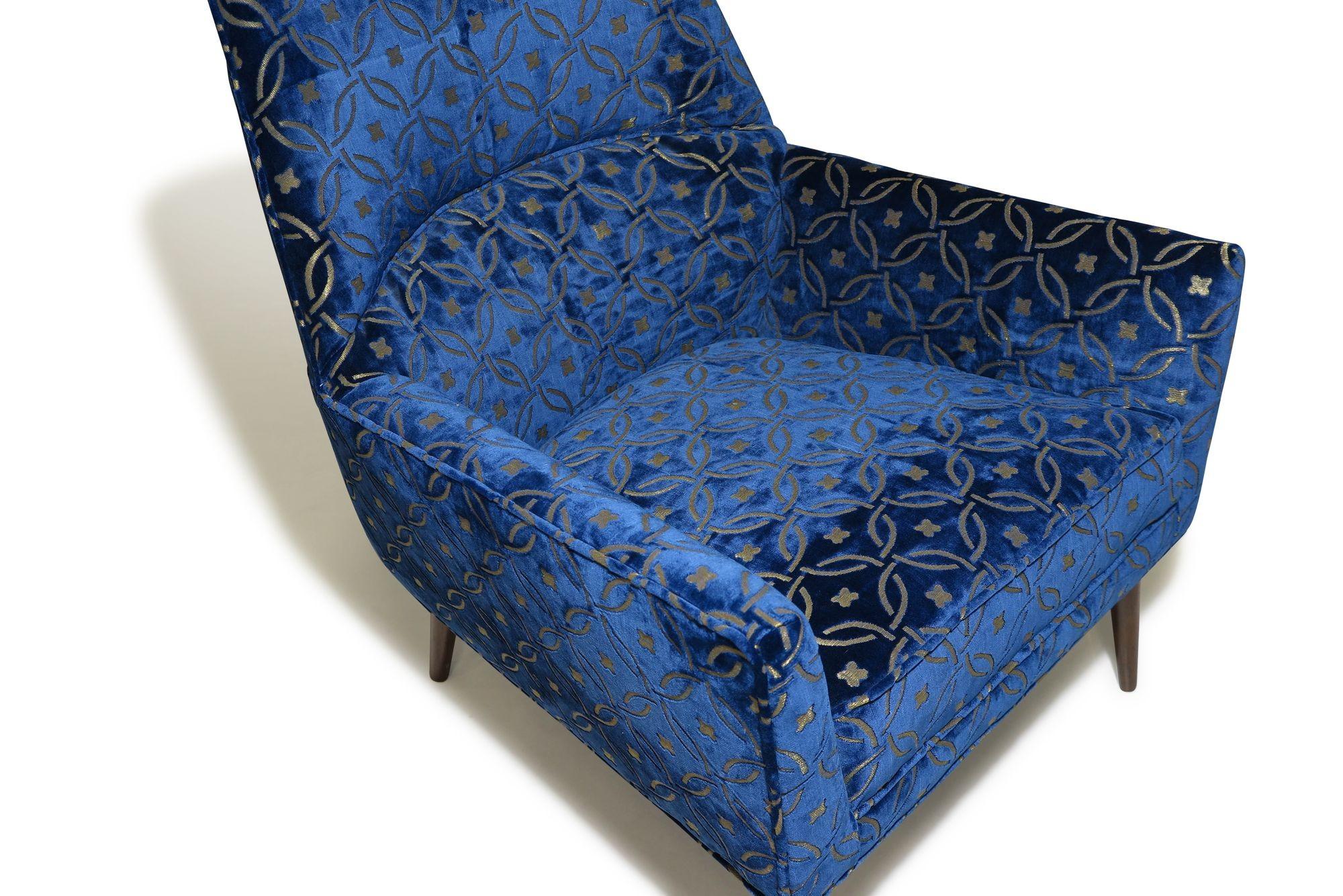 Paul McCobb Mid-century Upholstered Lounge Chair in a Blue Velvet In Excellent Condition For Sale In Oakland, CA