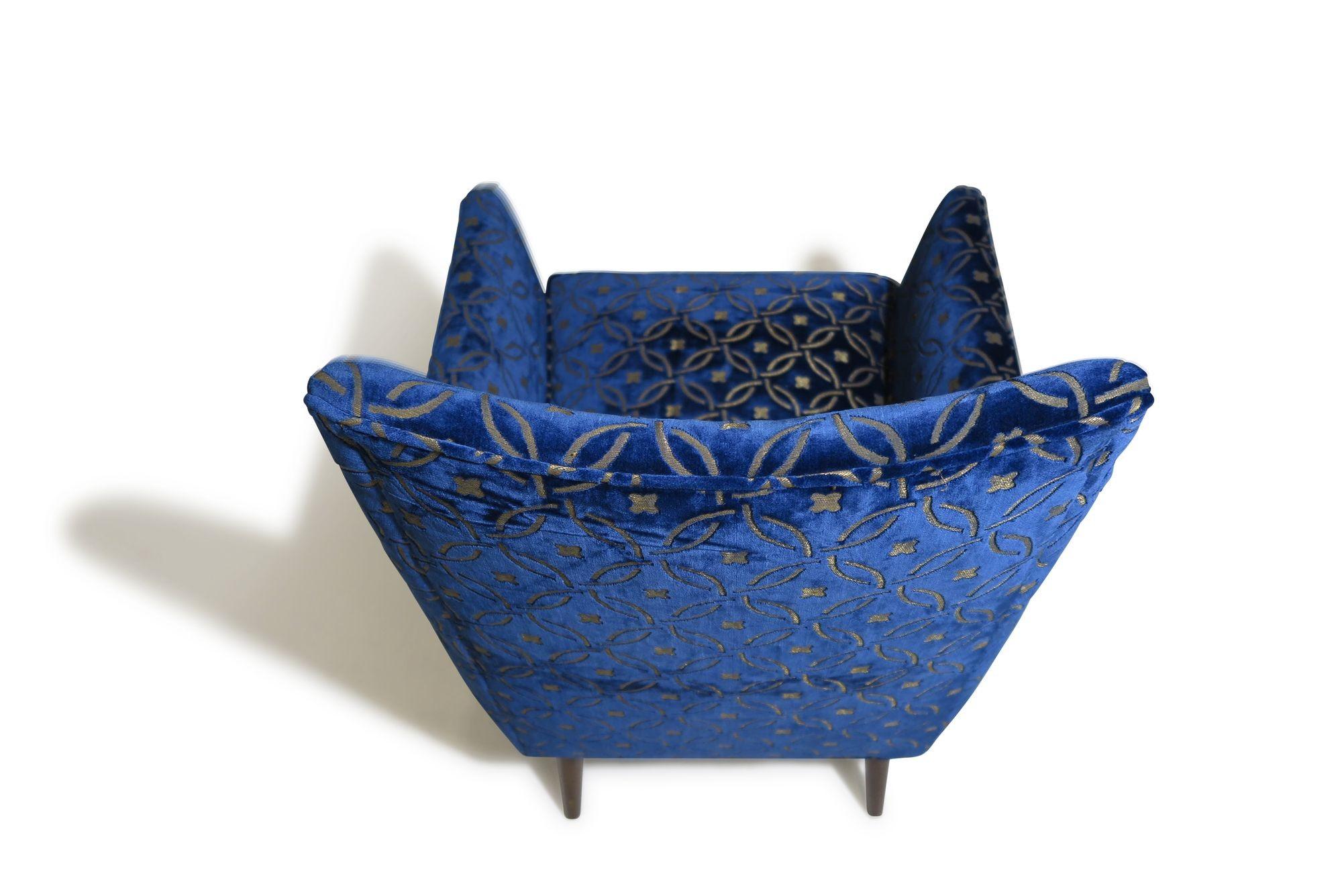 Paul McCobb Mid-century Upholstered Lounge Chair in a Blue Velvet For Sale 3