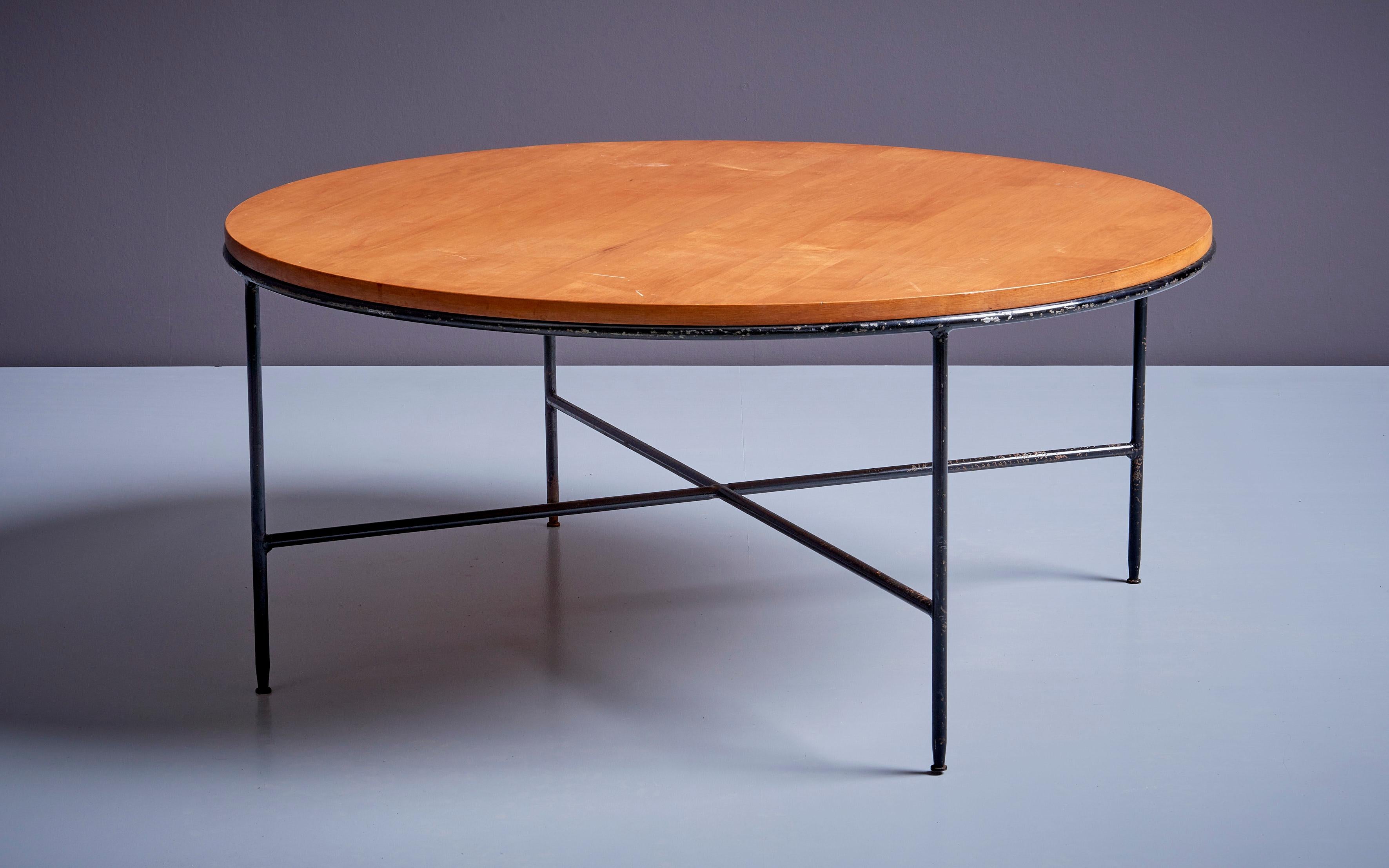 Paul McCobb Model 1580 Planner Group Coffee Table for Winchendon, USA 1950s. Iron Base and Maple Top. 