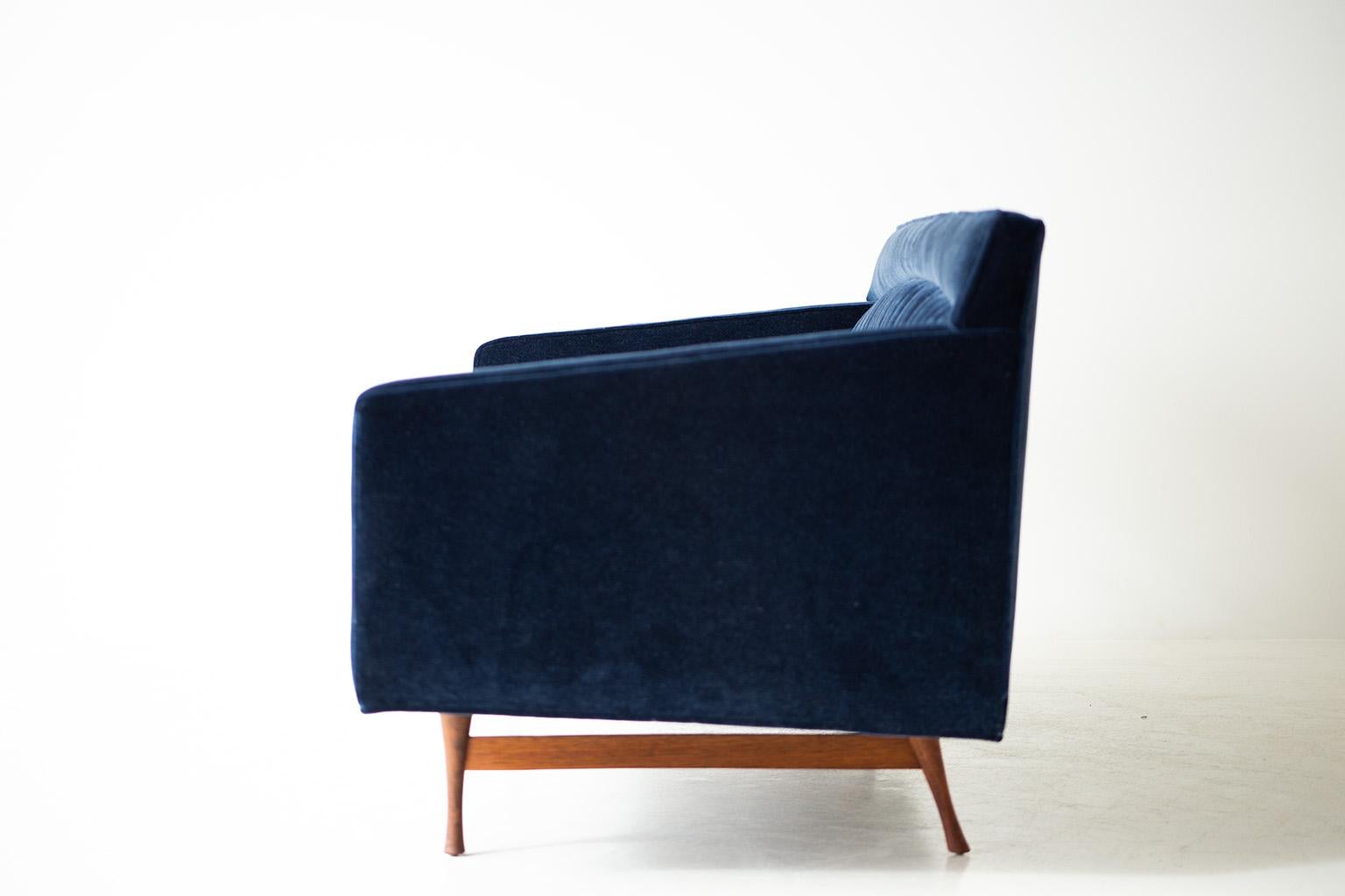 Paul McCobb Mohair Sofa for Widdicomb 4