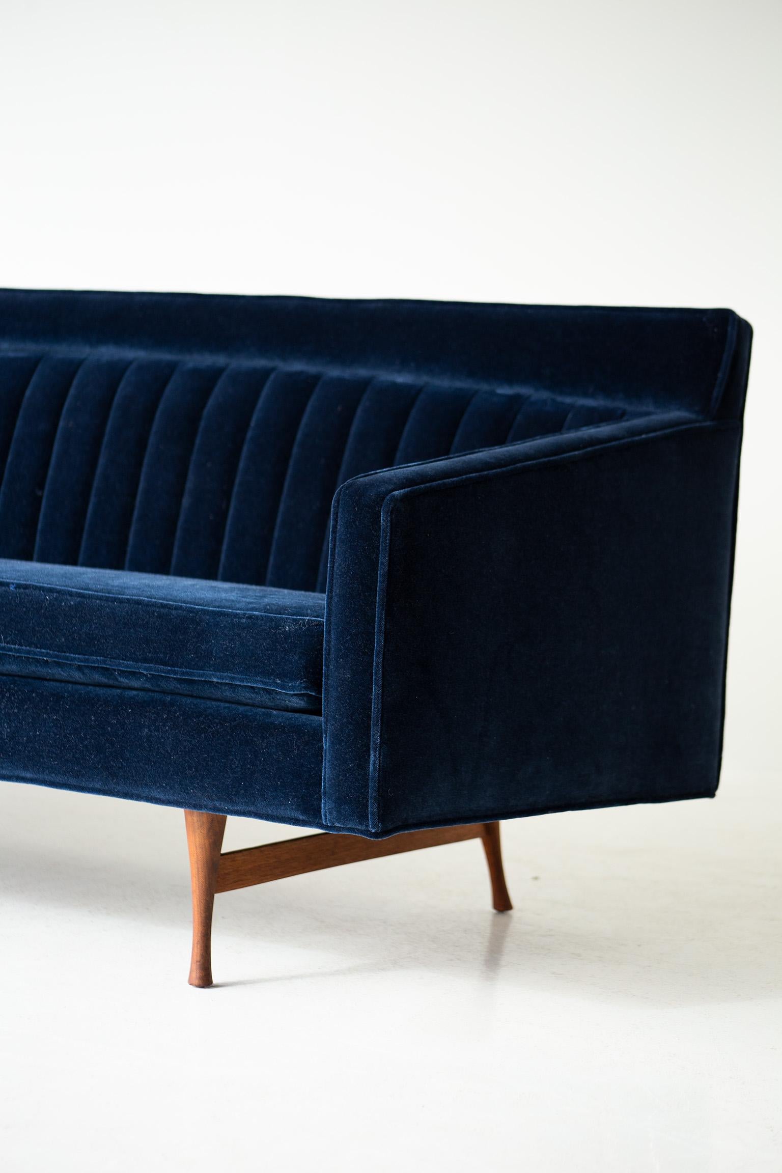 Designer: Paul McCobb.

Manufacturer: Widdicomb Furniture Corp.
Period/Model: Mid-Century Modern.
Specs: Walnut, Mohair.

Condition:

This Paul McCobb symmetric group mohair sofa is in excellent restored condition. The walnut frame has been