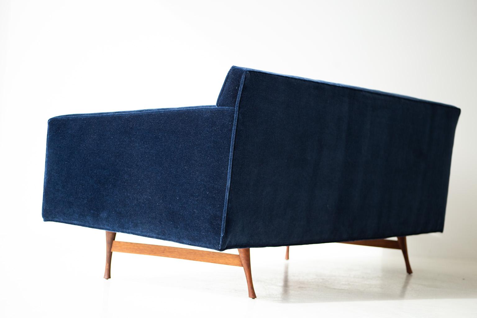 Paul McCobb Mohair Sofa for Widdicomb 1