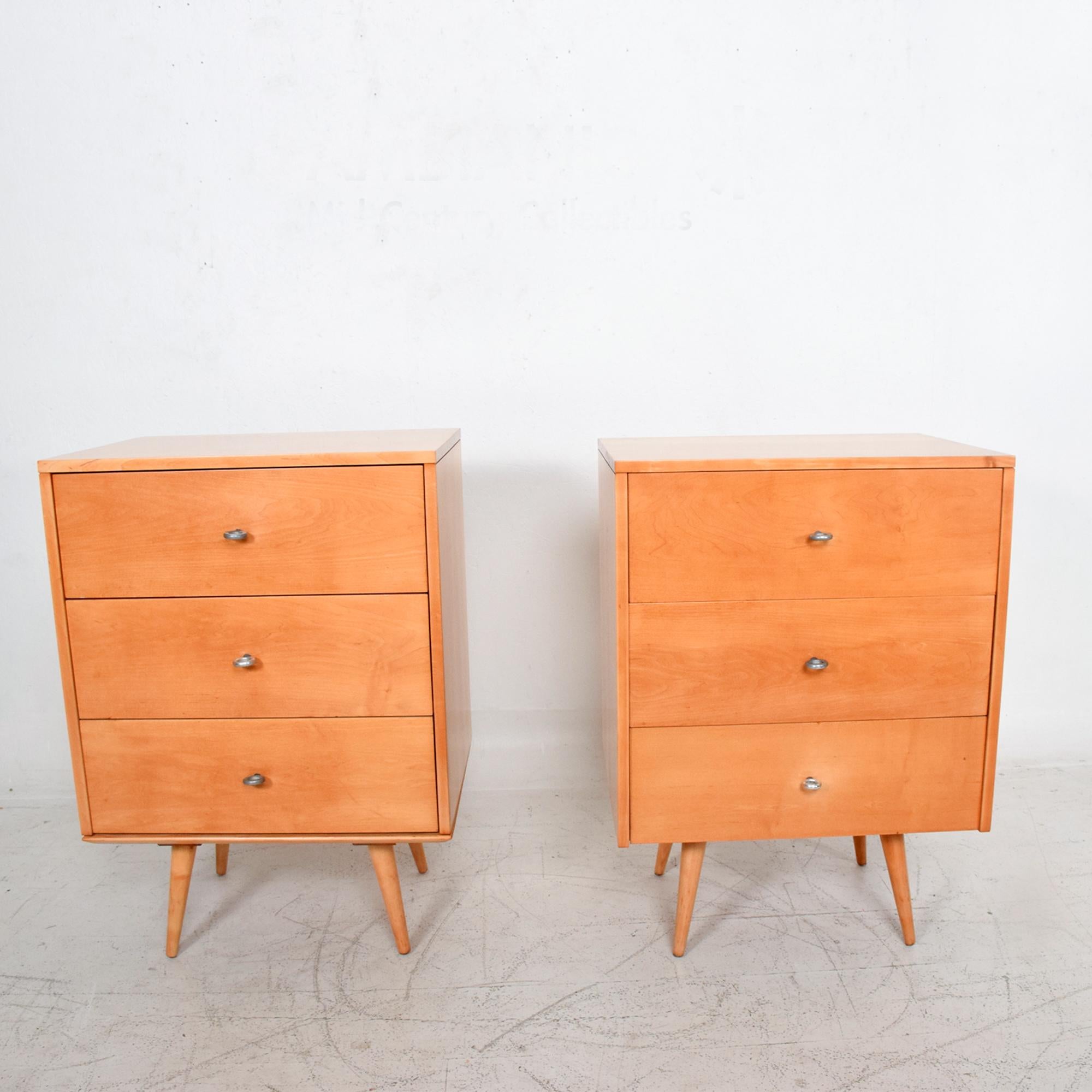 For your consideration: Paul McCobb maple wood lacquered dressers by Planner Group Designs, USA, 1950s Winchendon Furniture.
Single dressers made in solid maple wood with lacquer finish. McCobb classic aluminum ring pulls. All drawers function