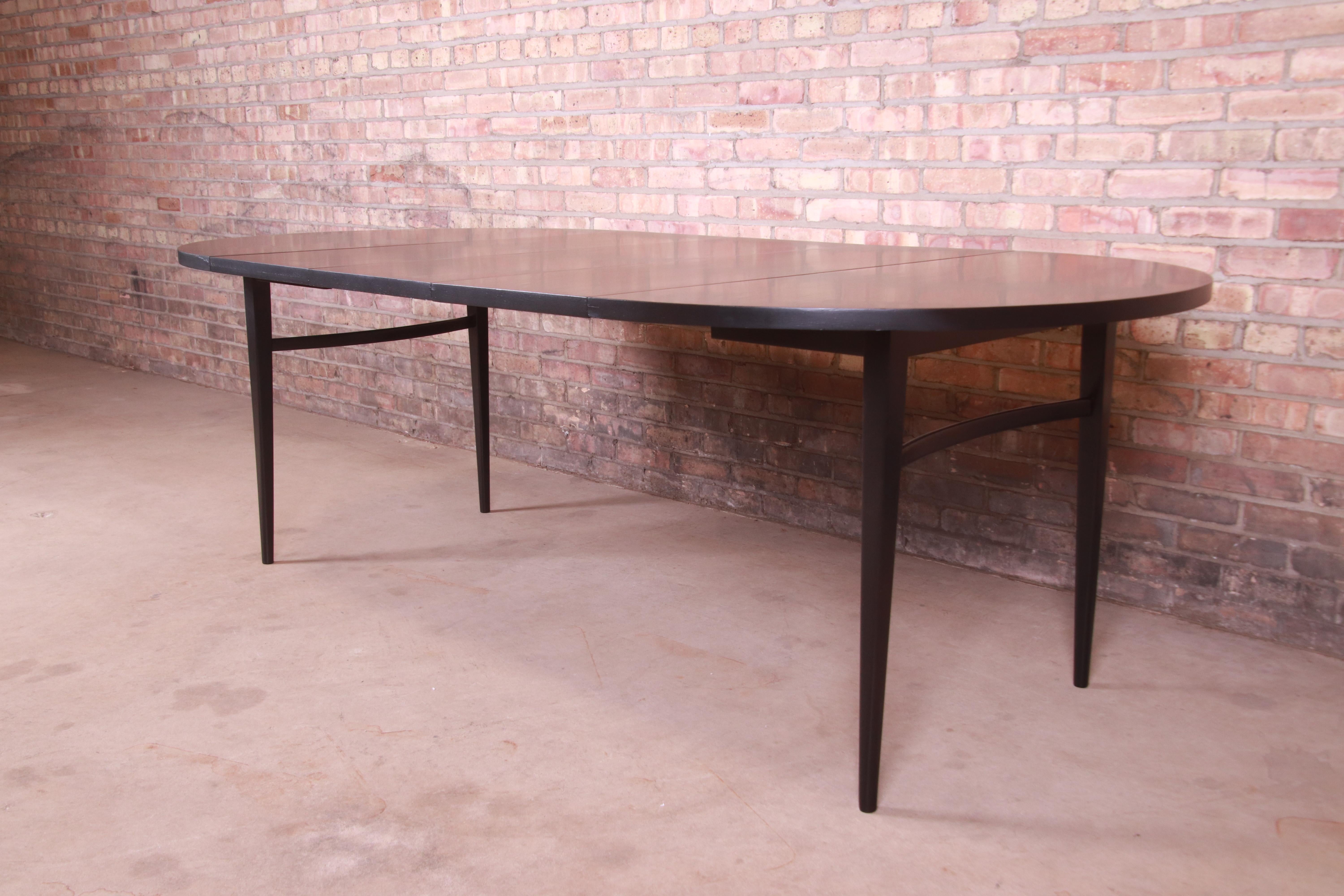 Paul McCobb Perimeter Group Black Lacquered Dining Table, Newly Refinished In Good Condition In South Bend, IN