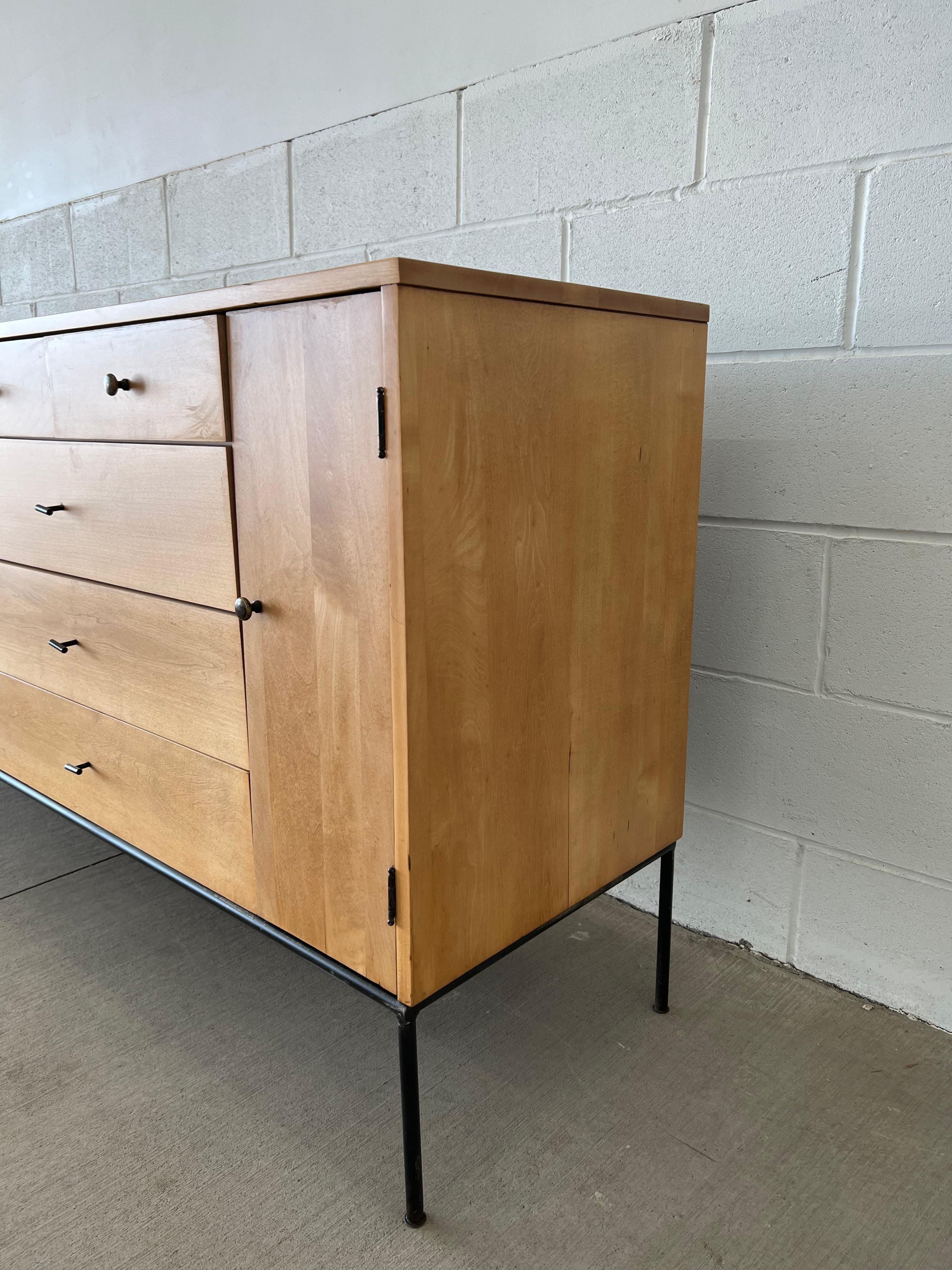 Paul McCobb Planner Group 1510 20-Drawer Dresser In Good Condition For Sale In Saint Paul, MN