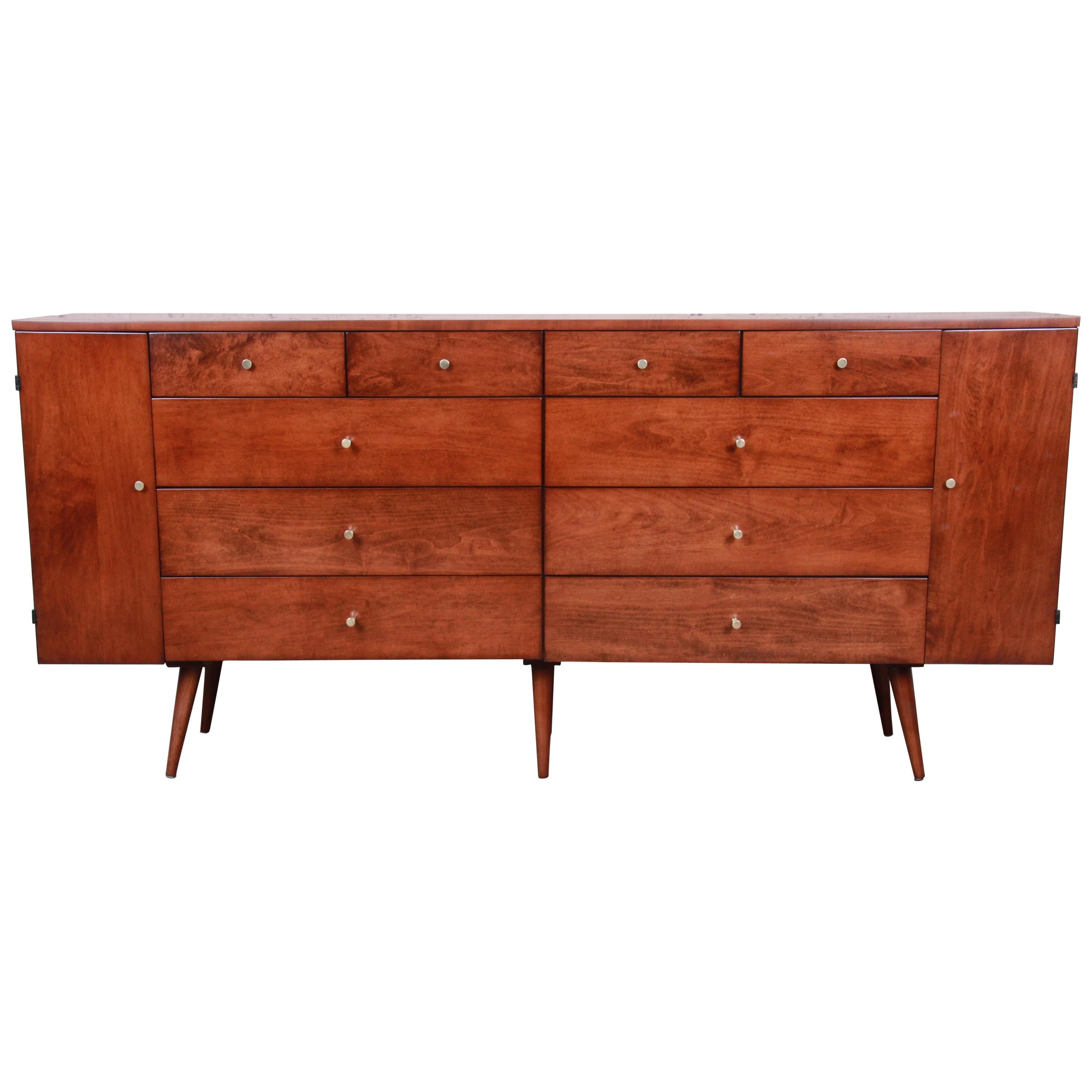 Paul McCobb Planner Group 20-Drawer Dresser or Credenza, Newly Restored For Sale