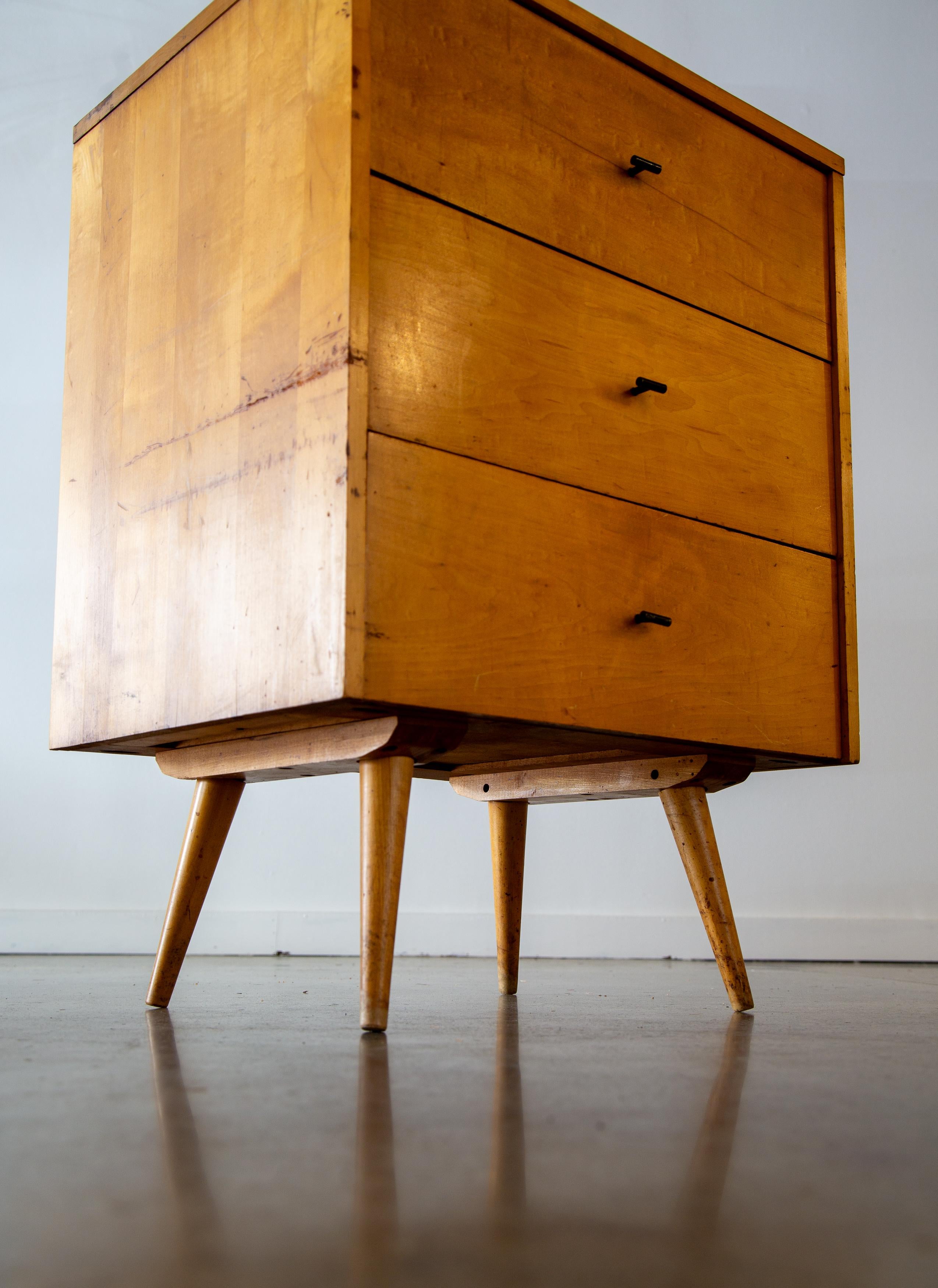 Mid-Century Modern Paul McCobb Planner Group 3 Drawer Chest Nightstand Dresser For Sale