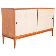 Paul McCobb Planner Group Birch Sliding Door Sideboard Credenza, 1950s