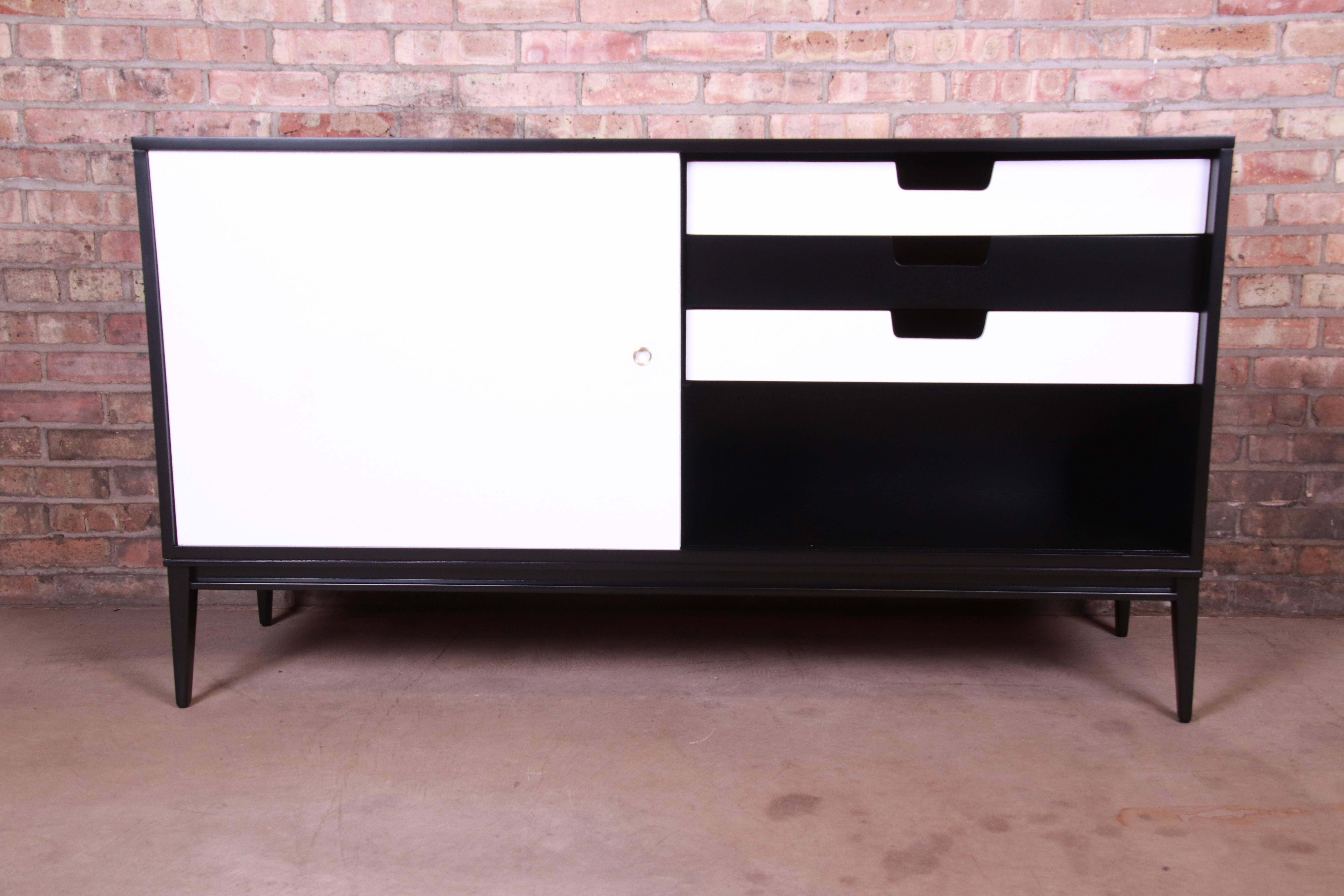 Paul McCobb Planner Group Black and White Lacquered Credenza, Newly Refinished 5