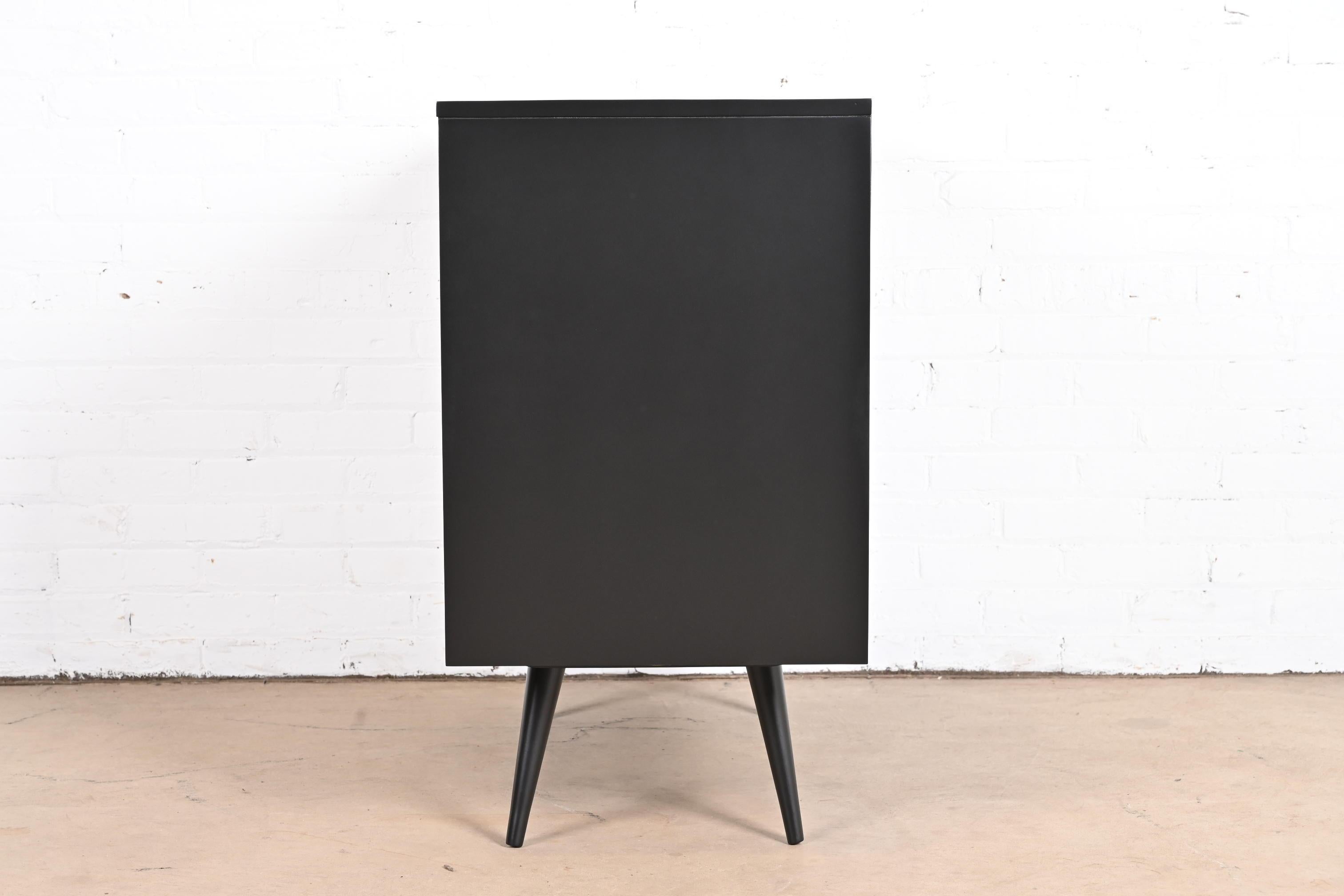 Paul McCobb Planner Group Black and White Lacquered Credenza or Record Cabinet 6
