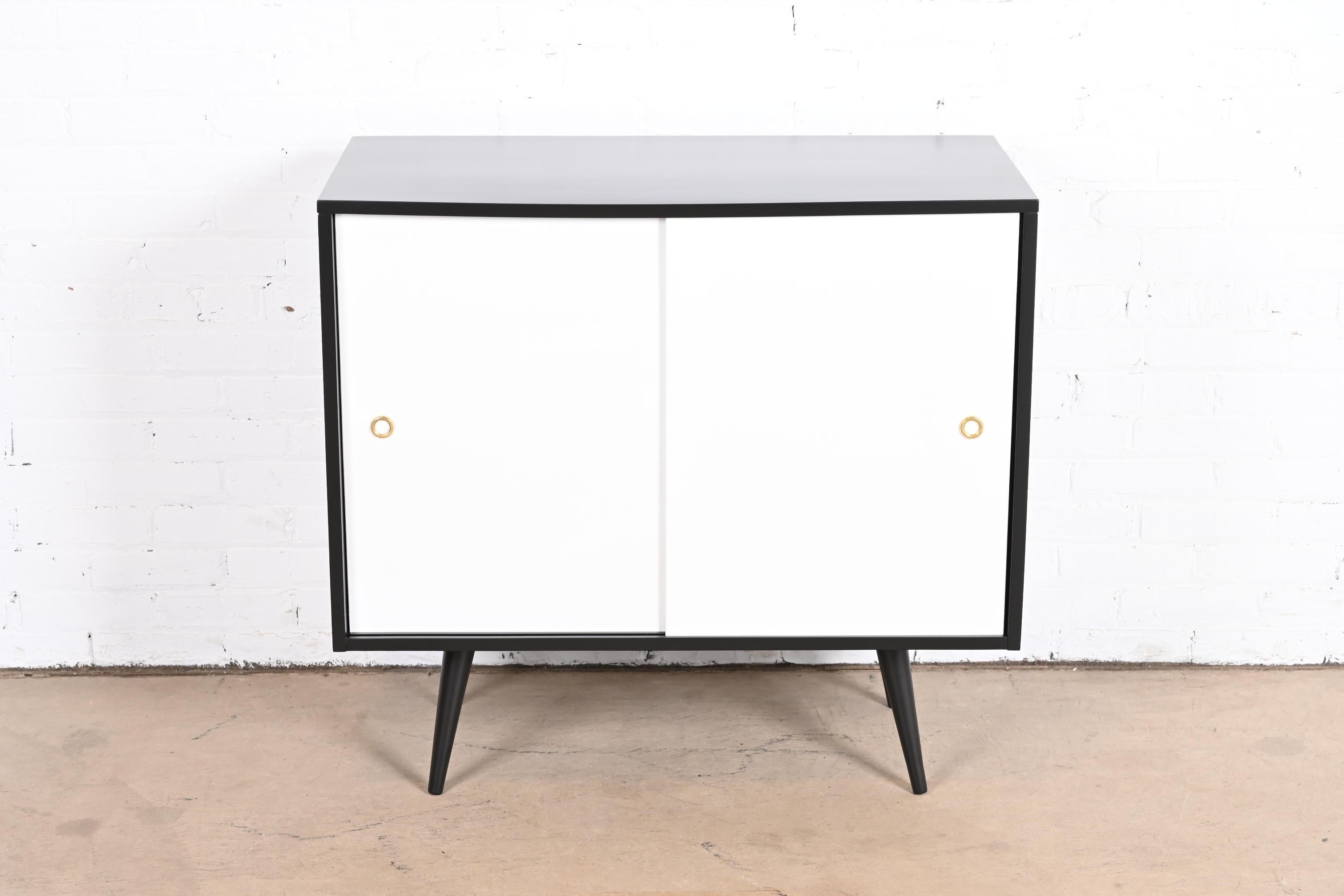 Mid-Century Modern Paul McCobb Planner Group Black and White Lacquered Credenza or Record Cabinet For Sale