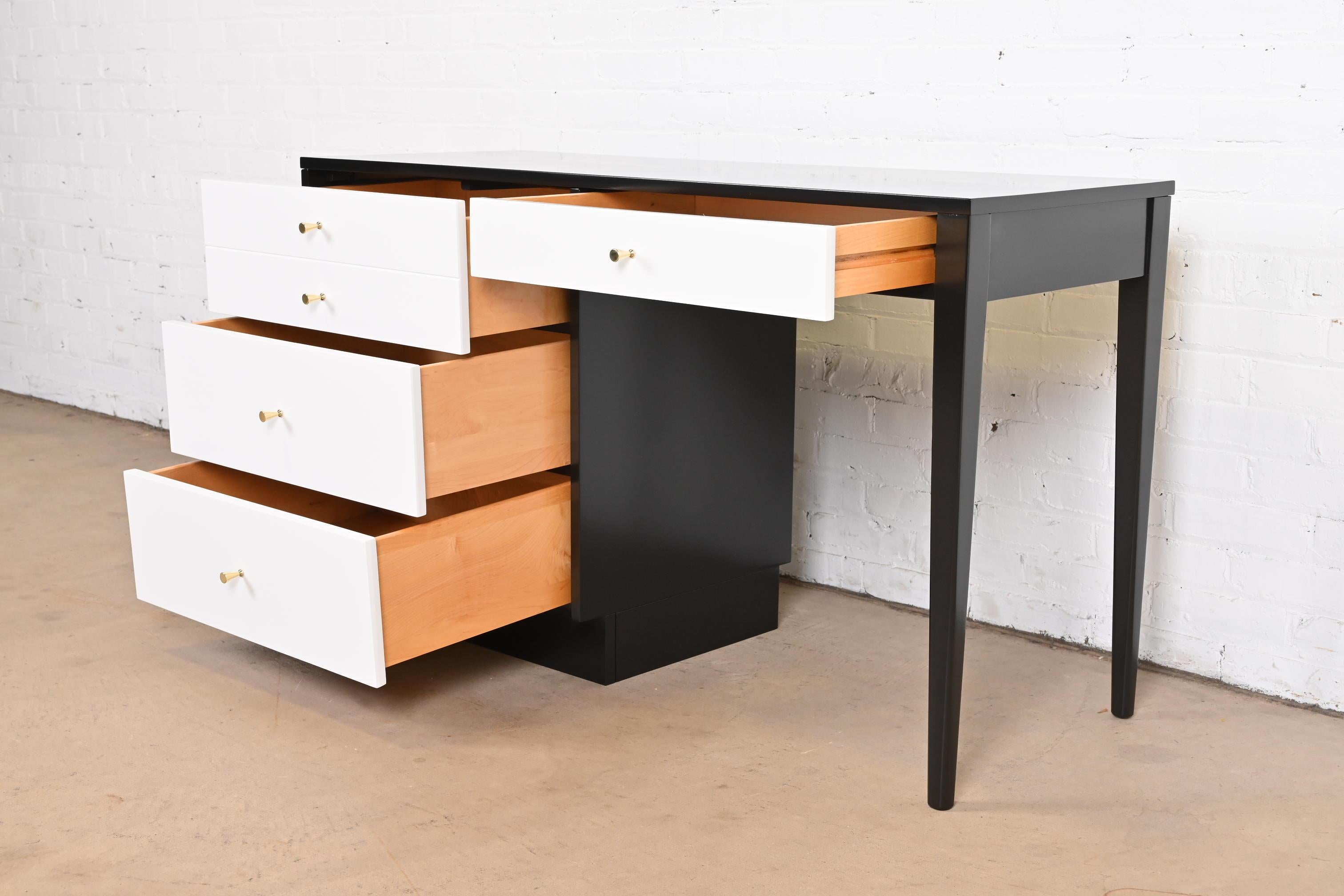 Paul McCobb Planner Group Black and White Lacquered Desk, Newly Refinished For Sale 2