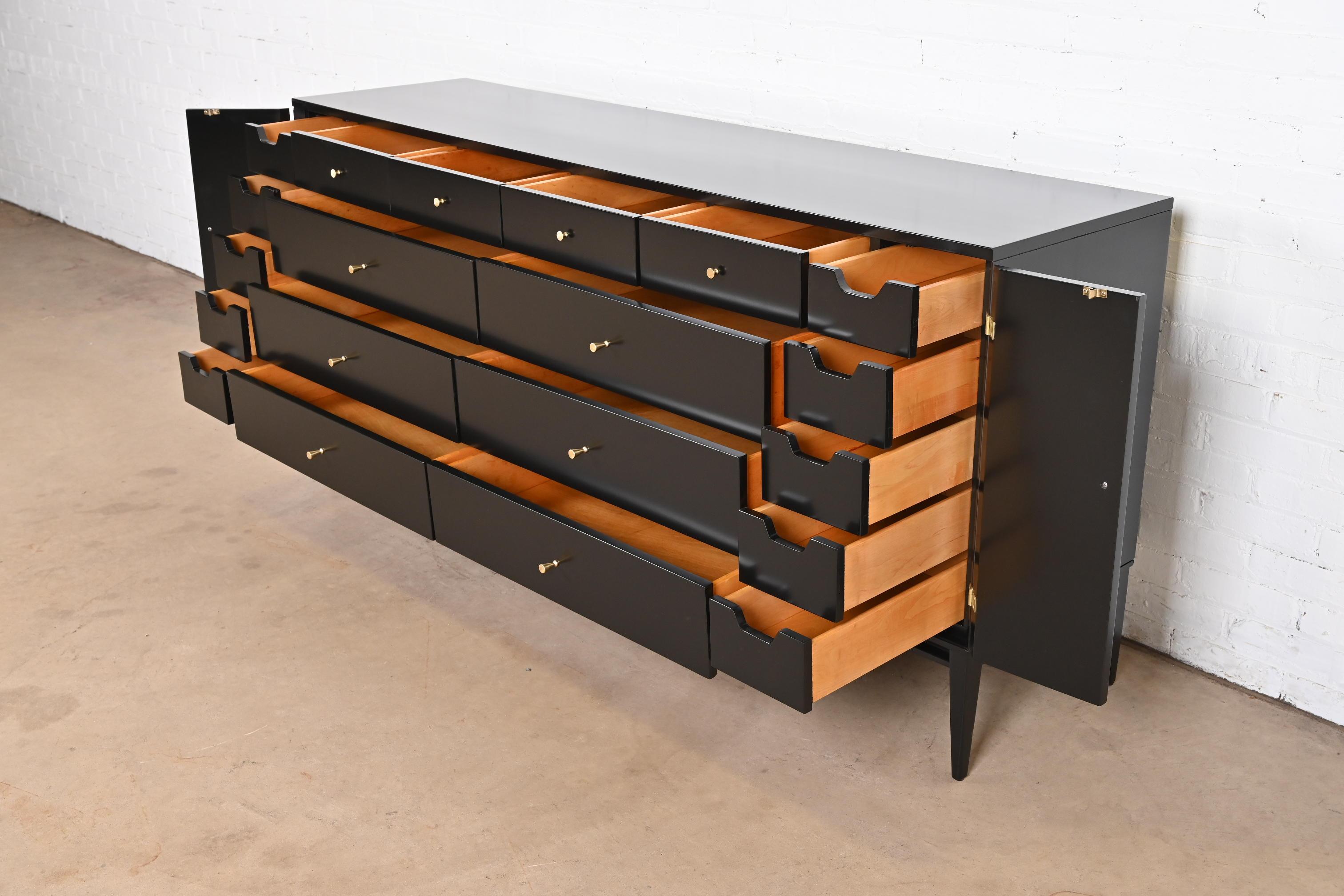 Paul McCobb Planner Group Black Lacquered 20-Drawer Dresser, Newly Refinished For Sale 3