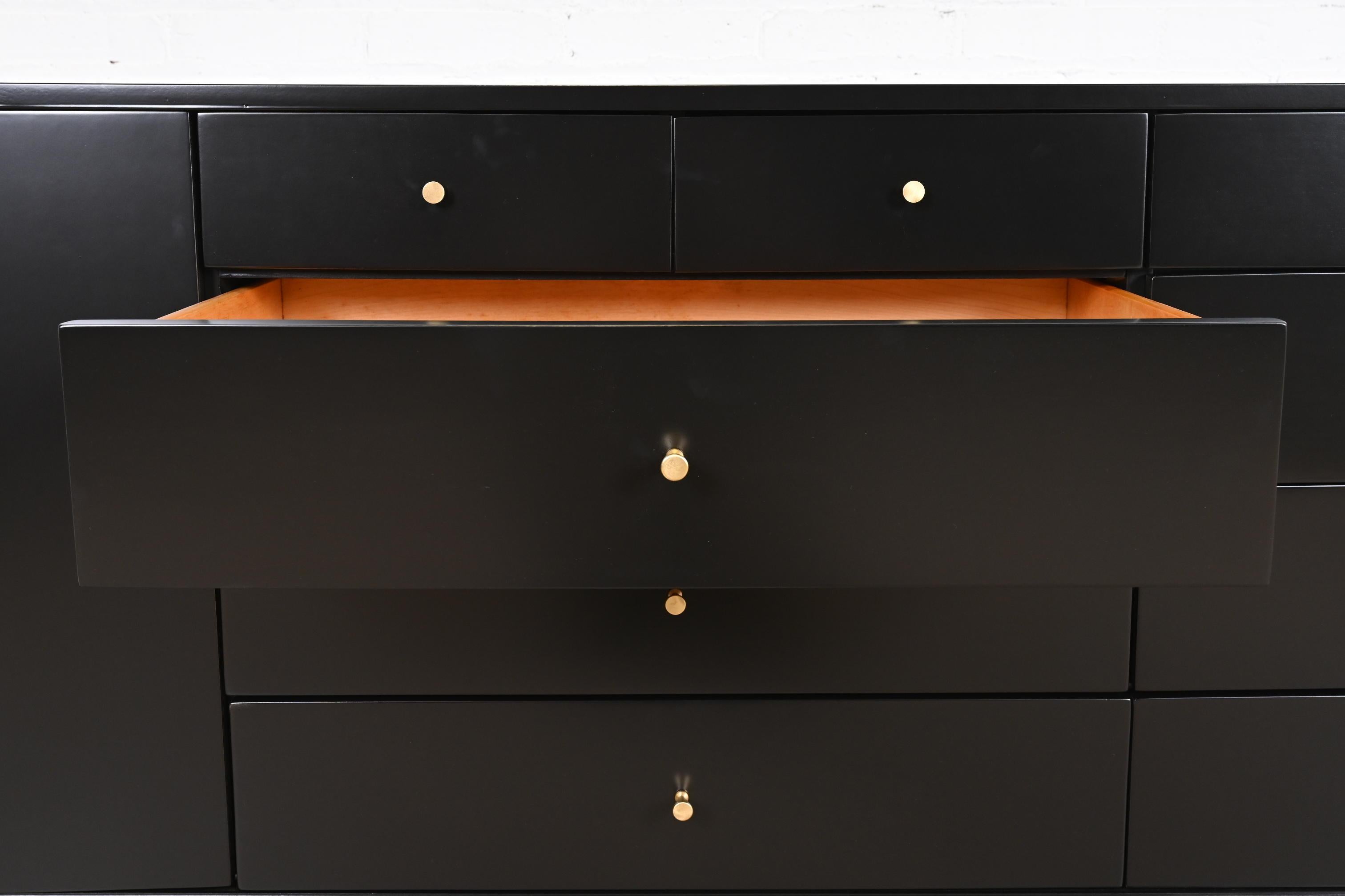 Paul McCobb Planner Group Black Lacquered 20-Drawer Dresser, Newly Refinished For Sale 5