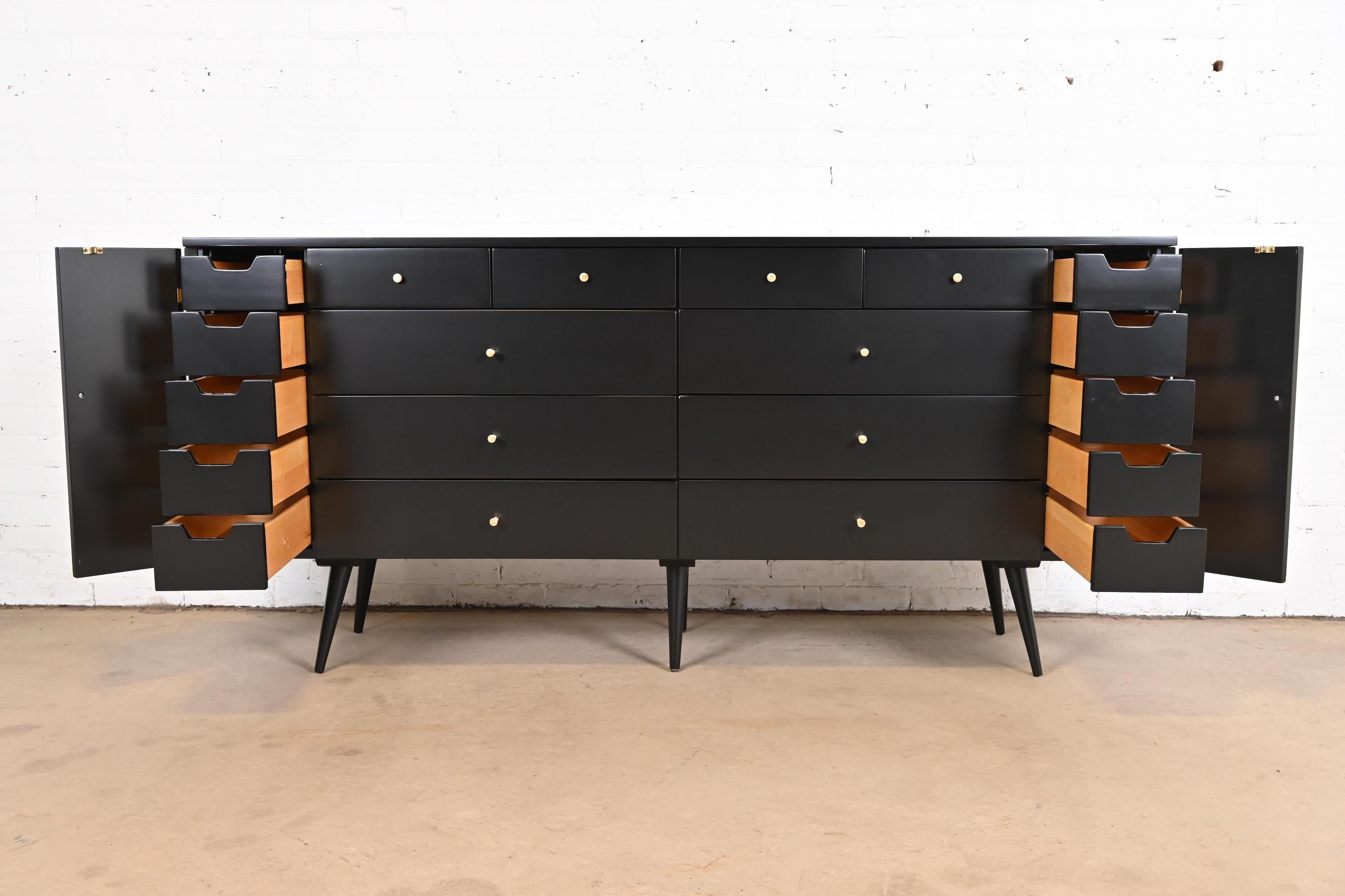 Paul McCobb Planner Group Black Lacquered 20-Drawer Dresser, Newly Refinished 1