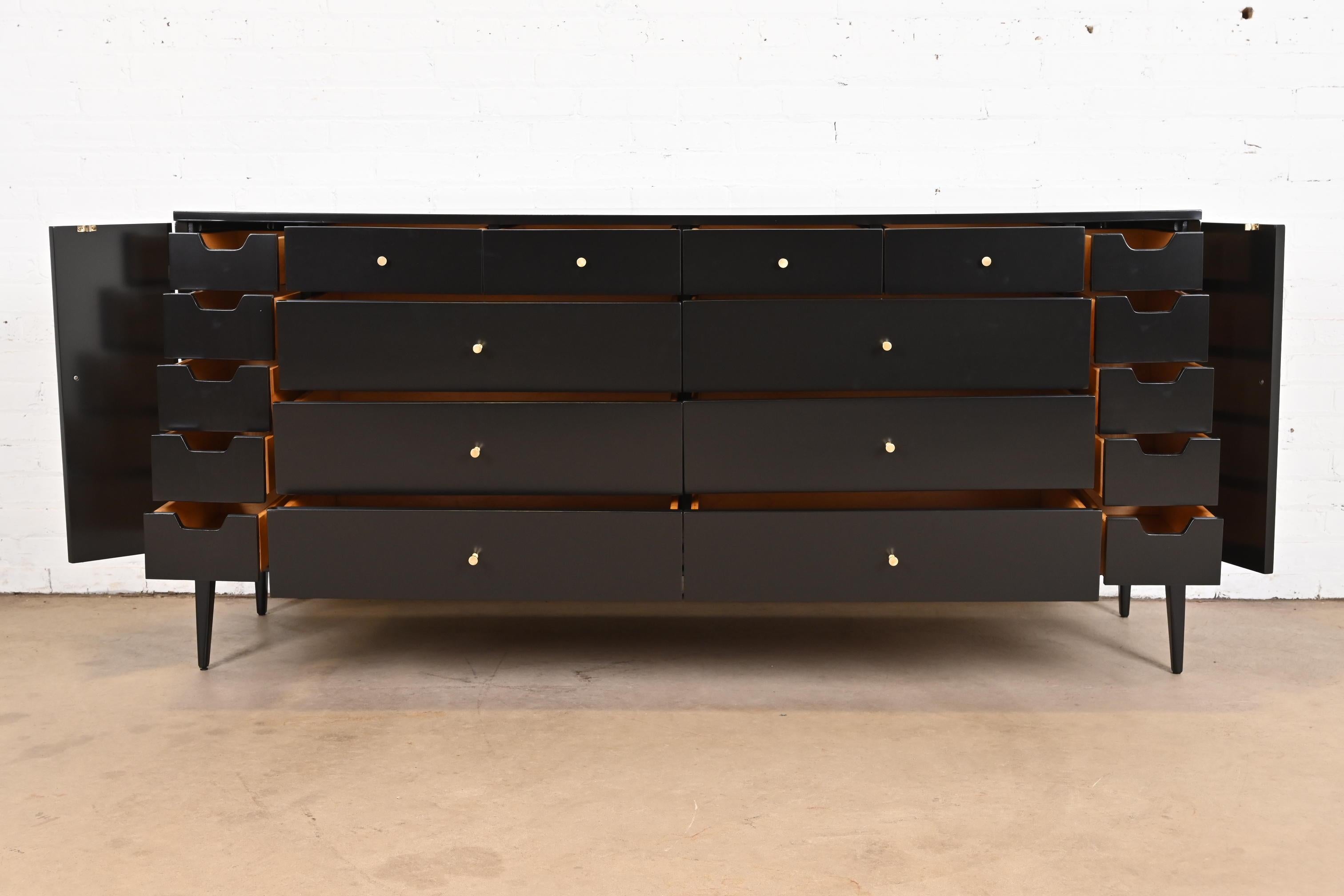 Paul McCobb Planner Group Black Lacquered 20-Drawer Dresser, Newly Refinished For Sale 1