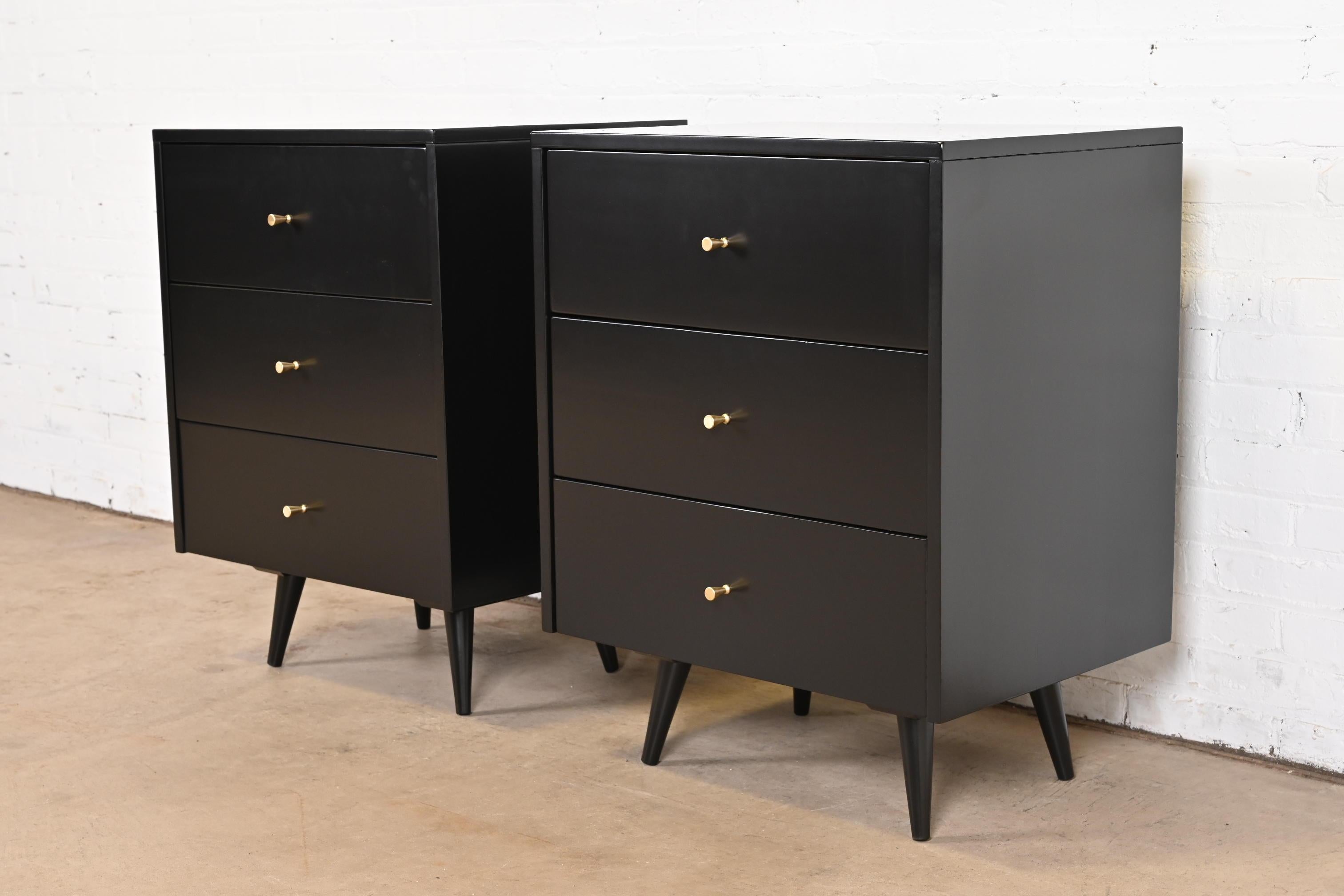 American Paul McCobb Planner Group Black Lacquered Bedside Chests, Newly Refinished For Sale