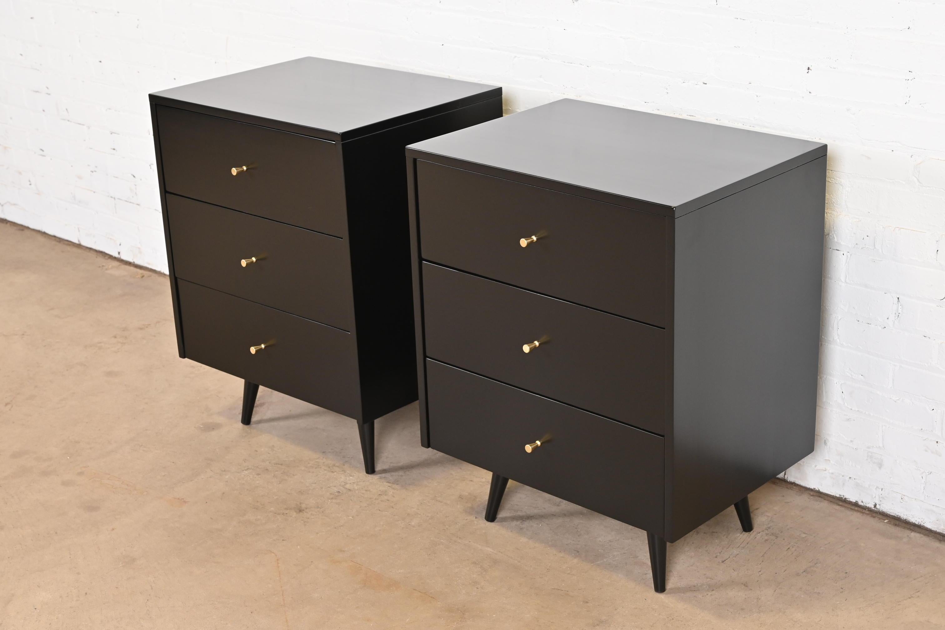 Paul McCobb Planner Group Black Lacquered Bedside Chests, Newly Refinished In Good Condition For Sale In South Bend, IN