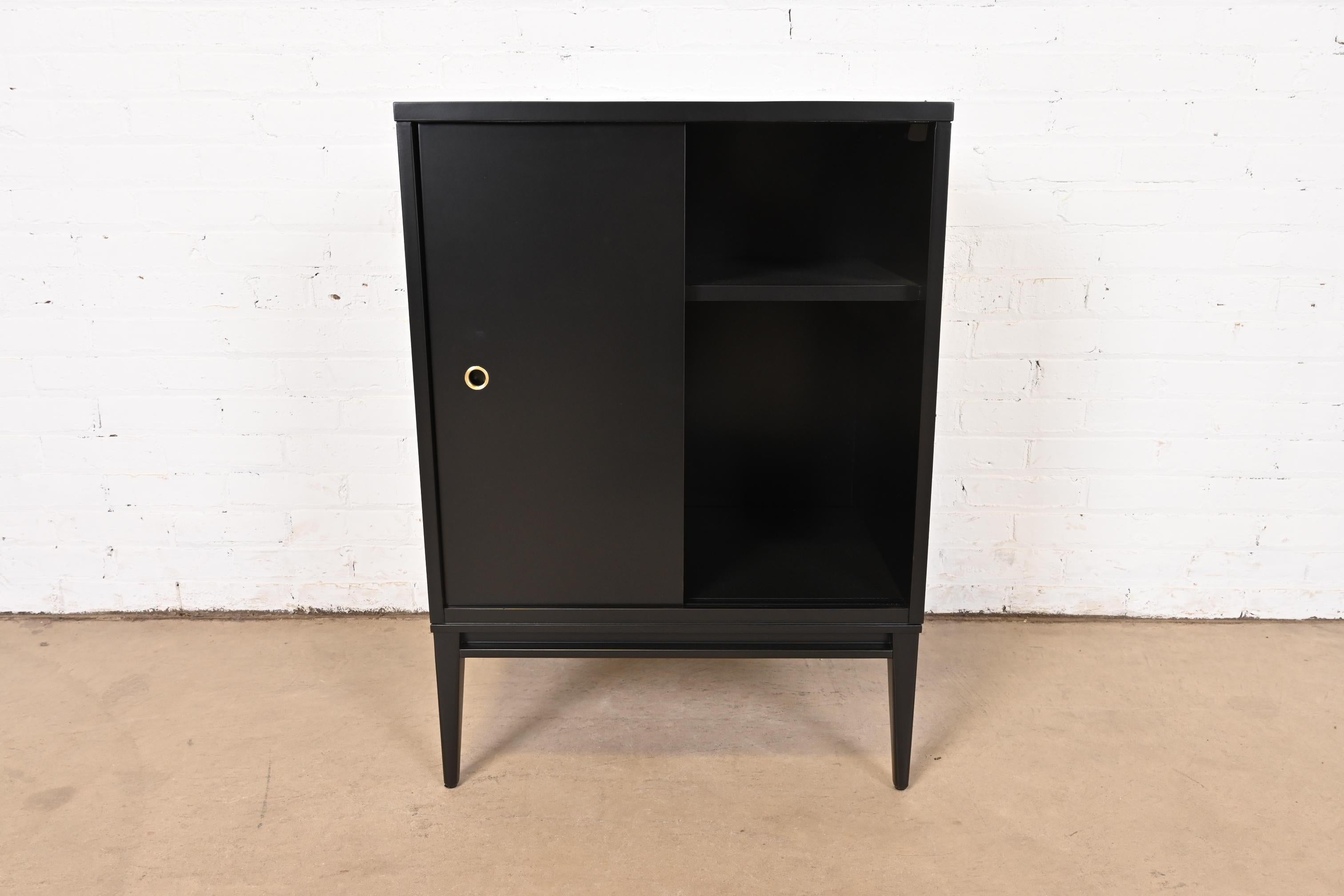 Paul McCobb Planner Group Black Lacquered Cabinet With Sliding Doors, Refinished 4