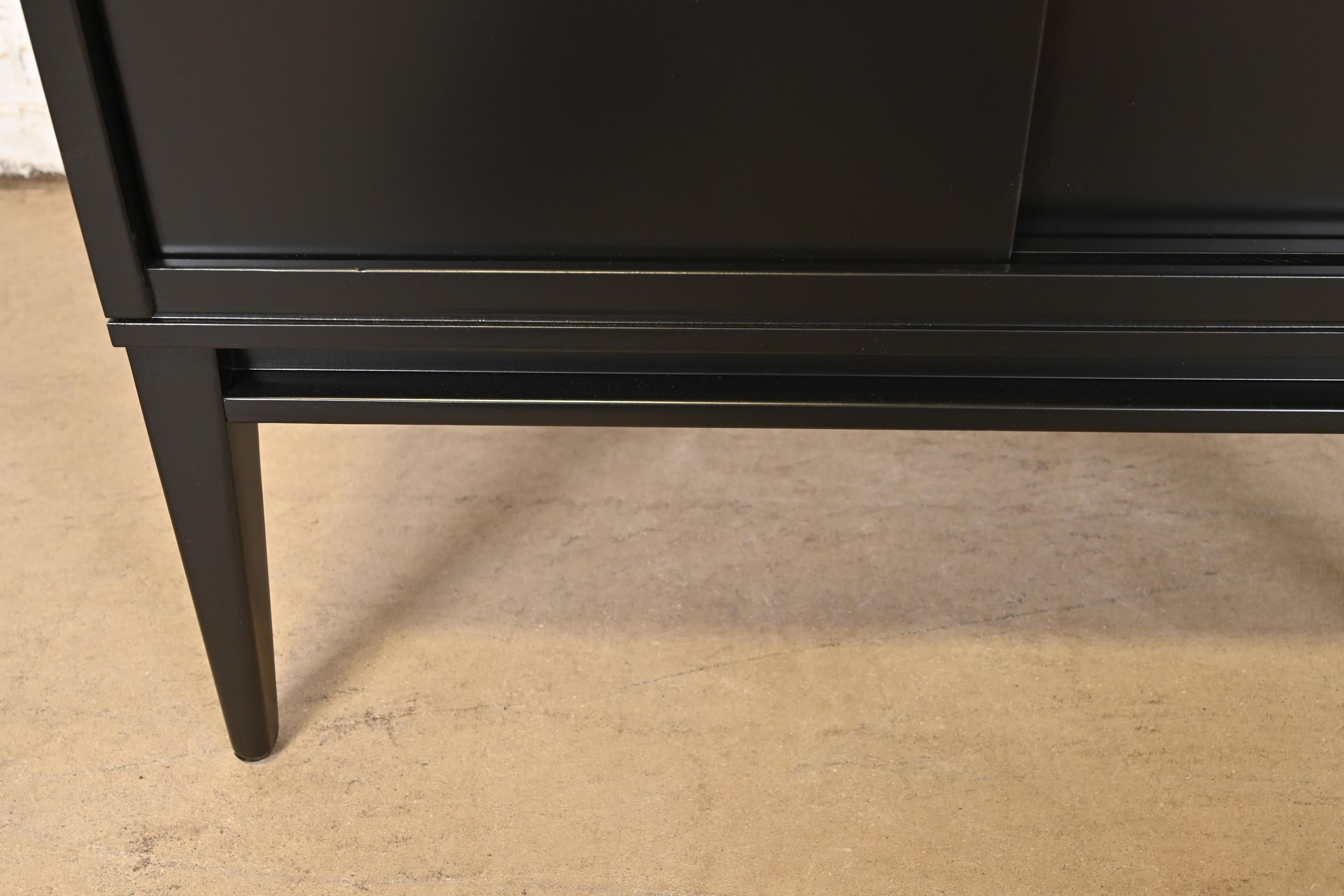 Paul McCobb Planner Group Black Lacquered Cabinet With Sliding Doors, Refinished 2