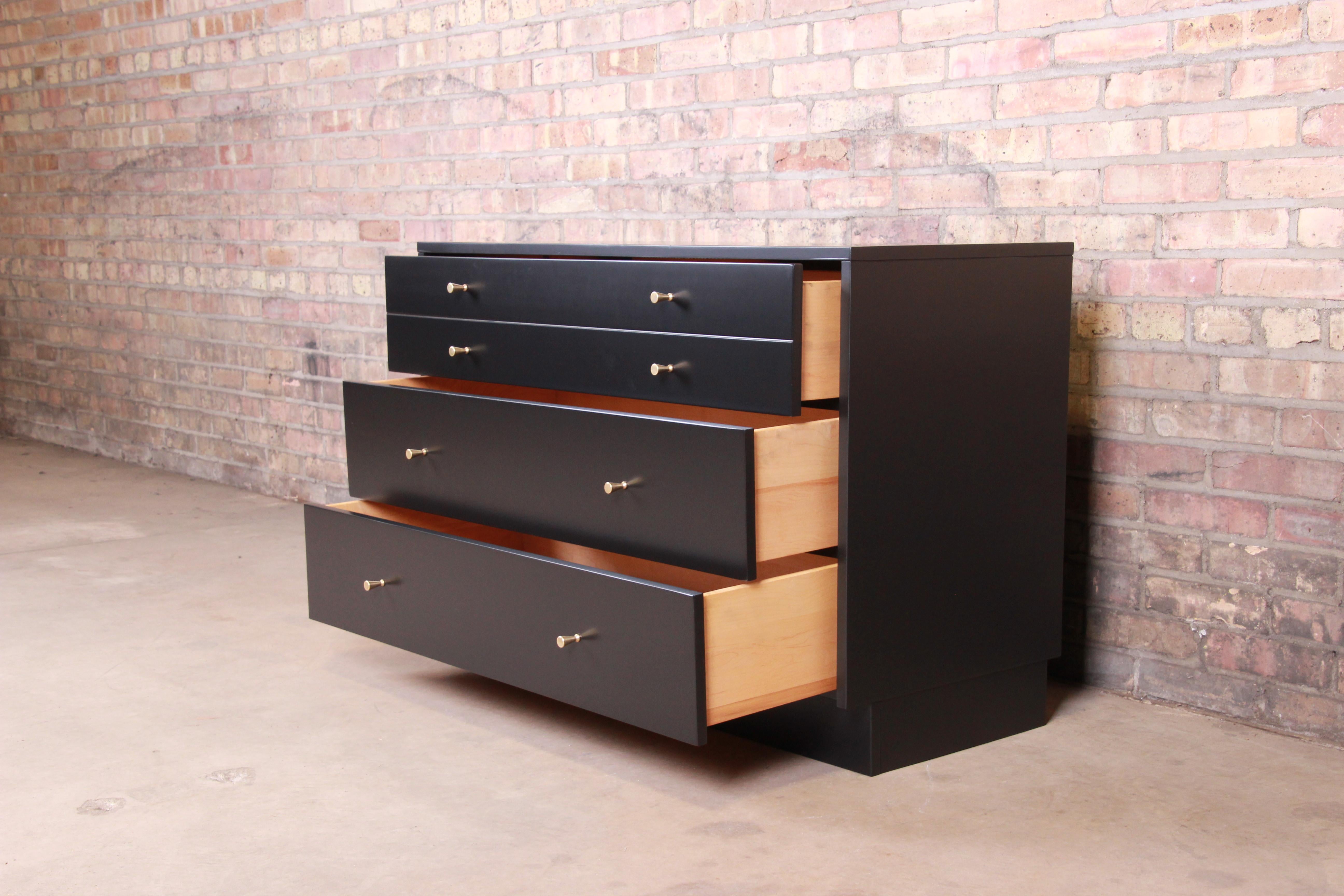 Paul McCobb Planner Group Black Lacquered Chest of Drawers, Newly Restored In Good Condition In South Bend, IN