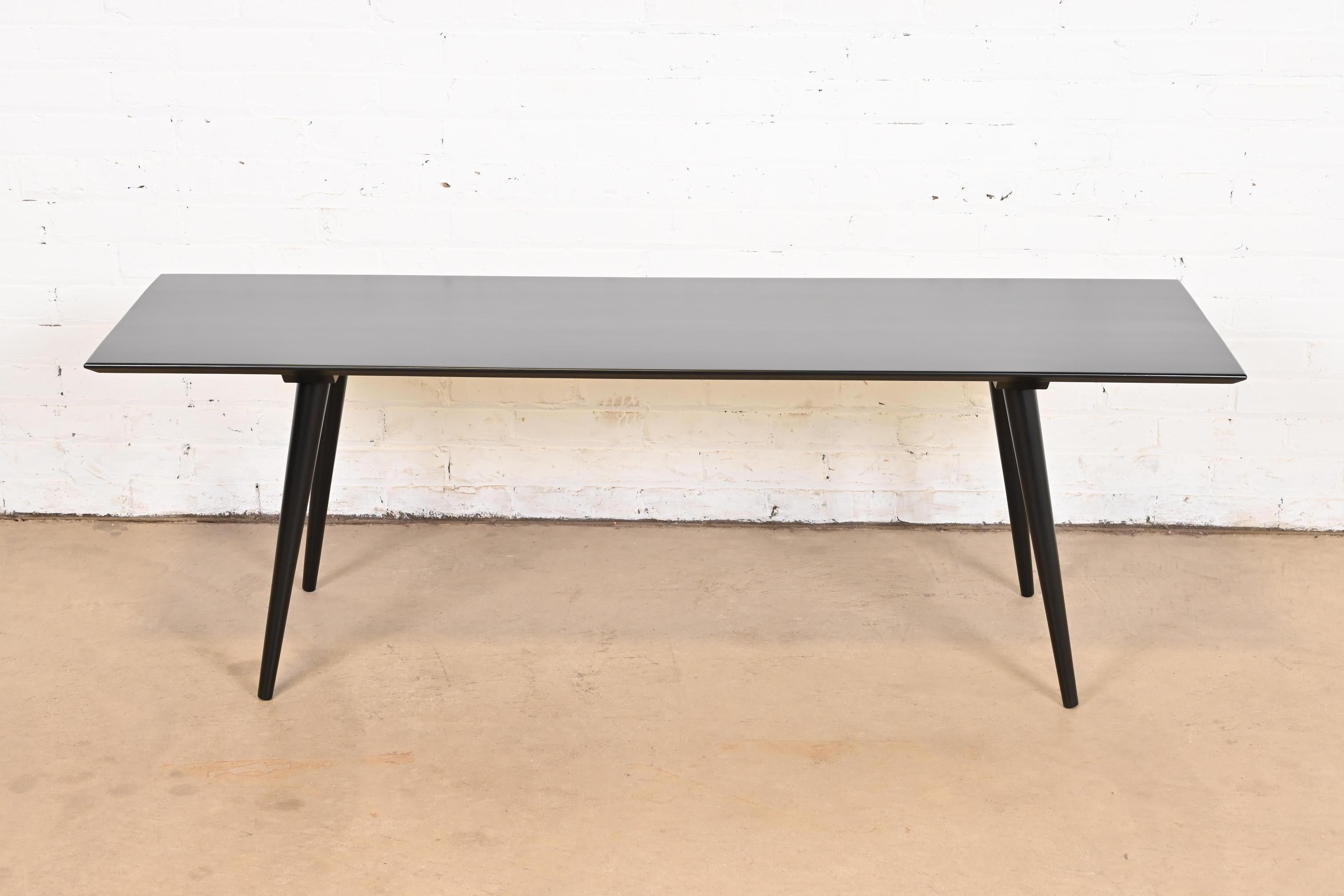 American Paul McCobb Planner Group Black Lacquered Coffee Table or Bench, Refinished For Sale