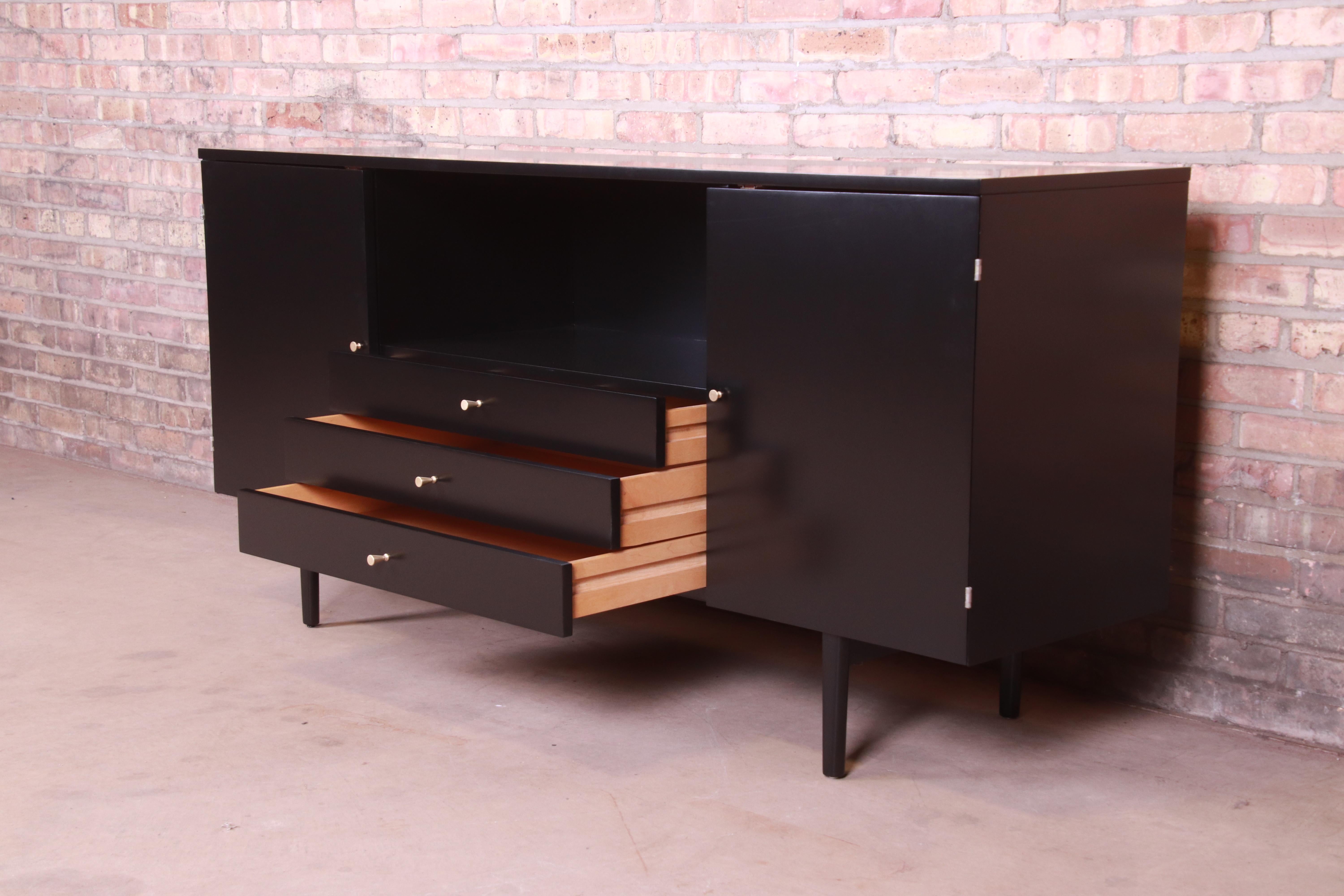 Paul McCobb Planner Group Black Lacquered Credenza or Media Cabinet, Refinished 4