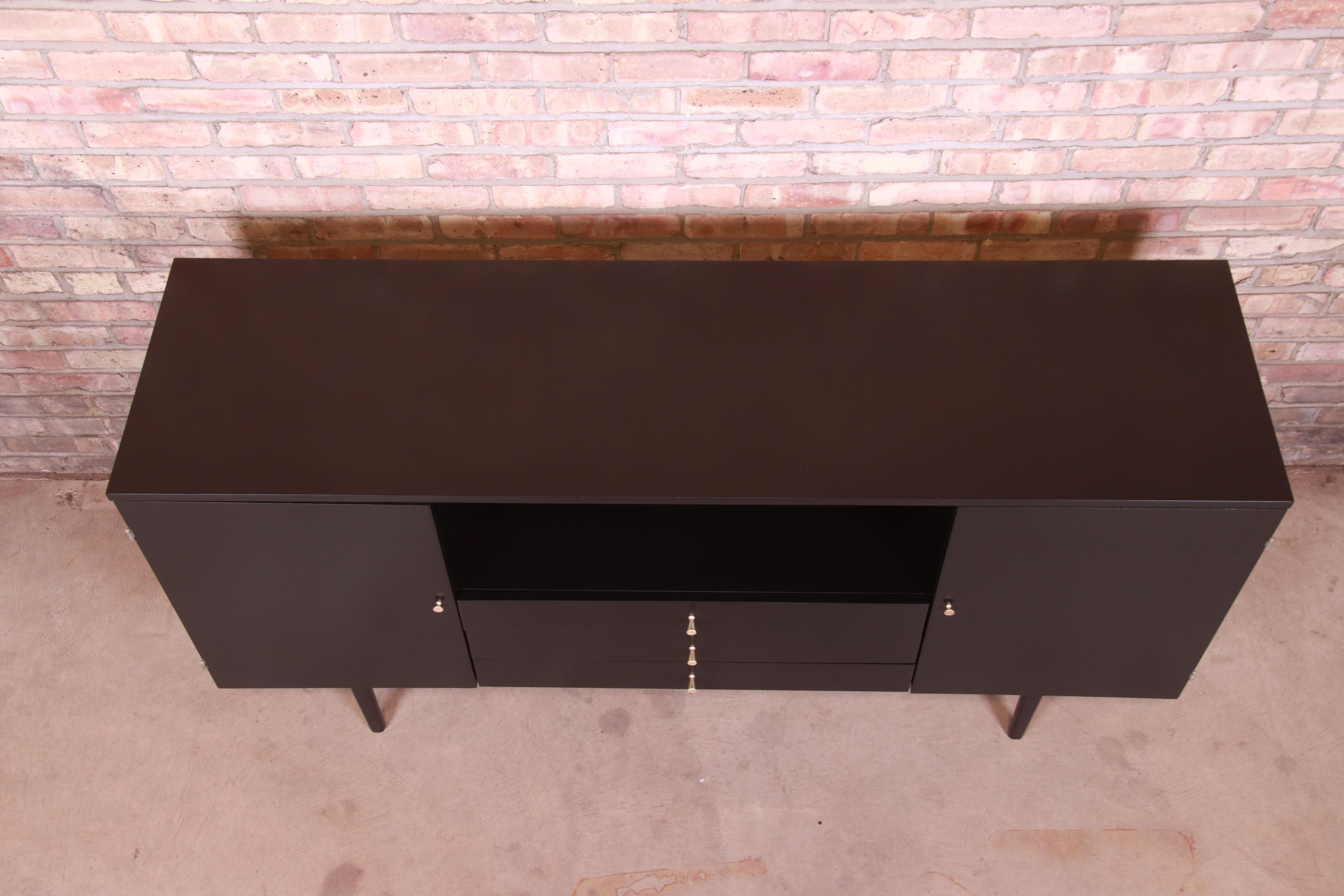 Paul McCobb Planner Group Black Lacquered Credenza or Media Cabinet, Refinished 7