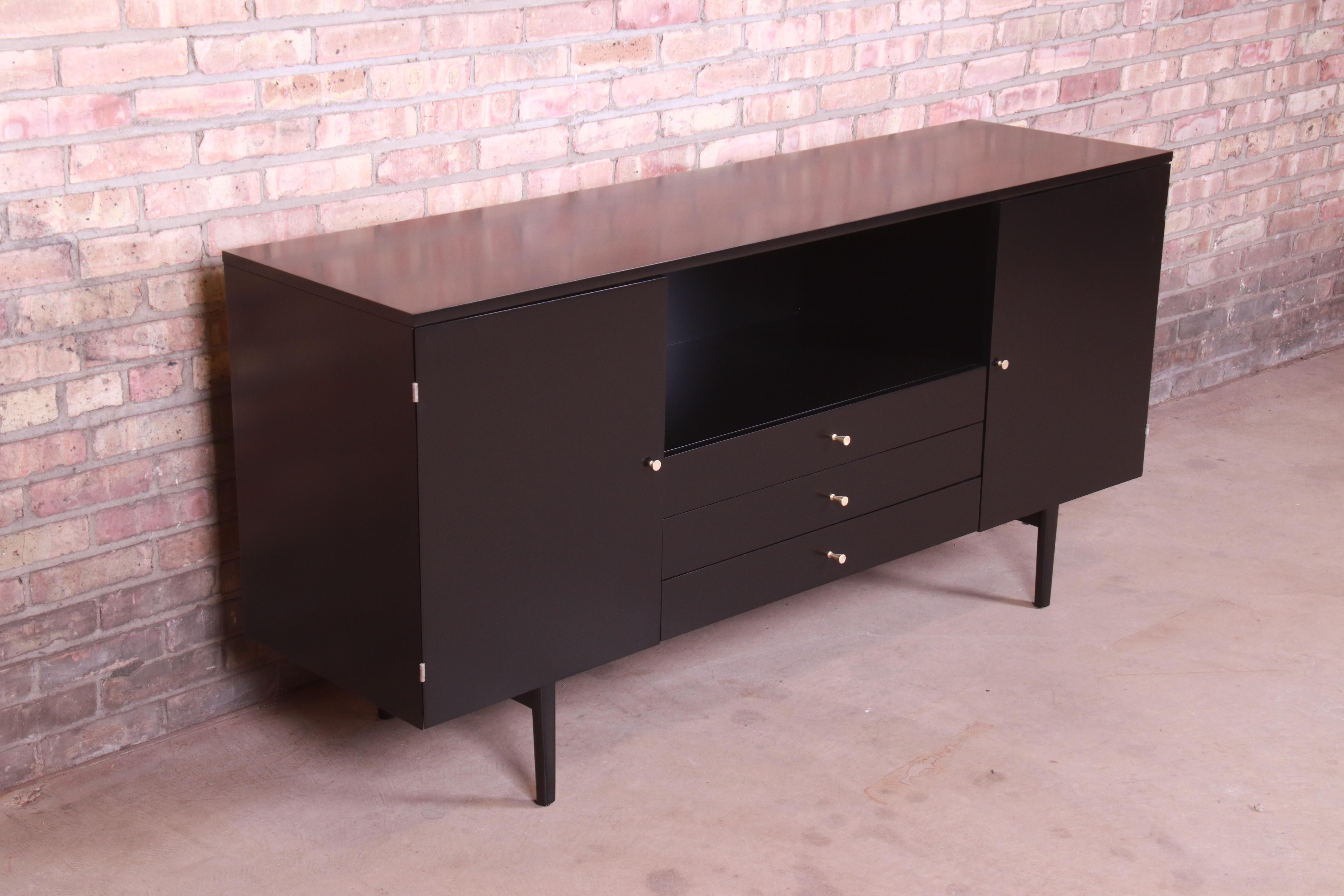 Paul McCobb Planner Group Black Lacquered Credenza or Media Cabinet, Refinished In Good Condition In South Bend, IN