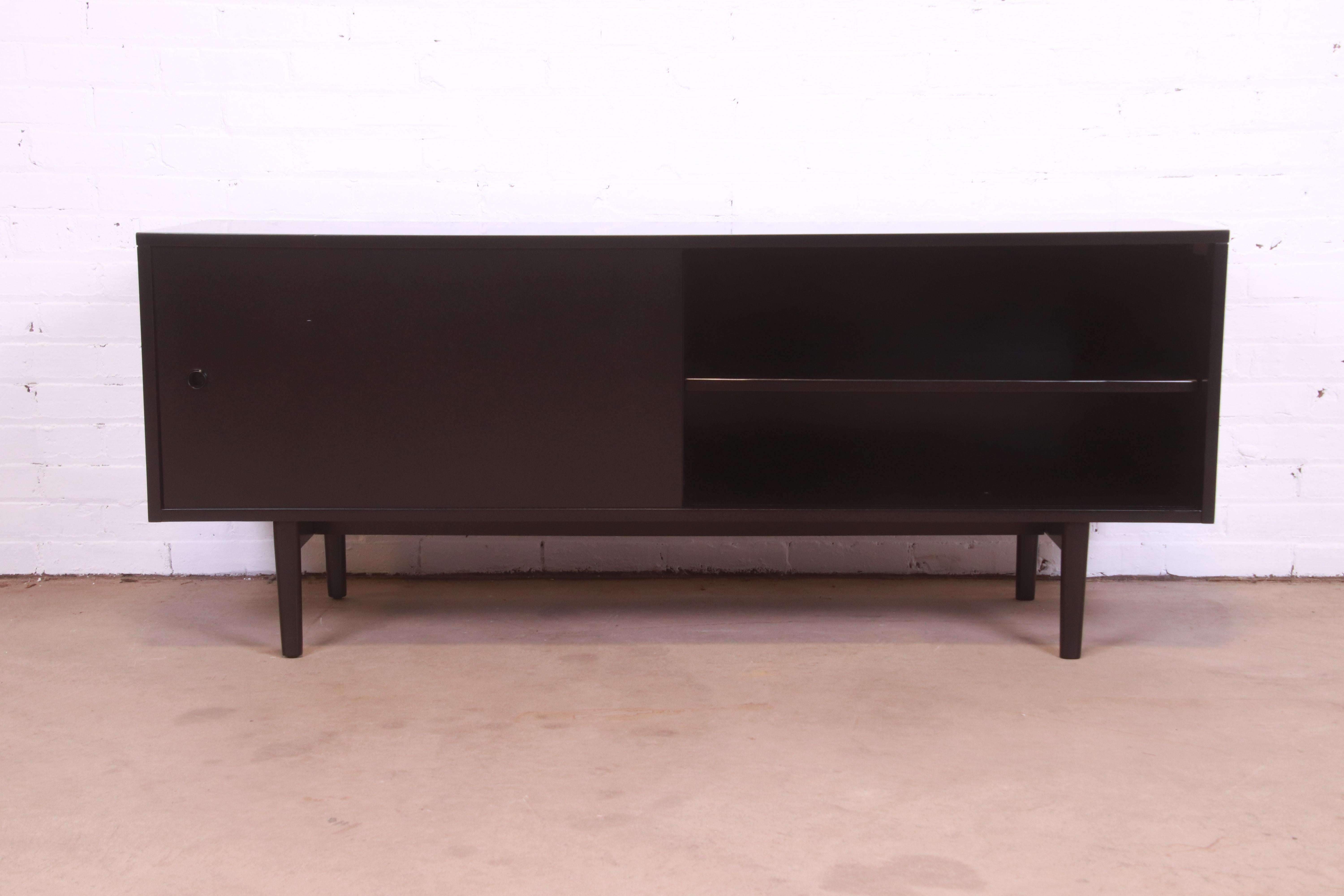 Paul McCobb Planner Group Black Lacquered Credenza or Record Cabinet, Refinished 4