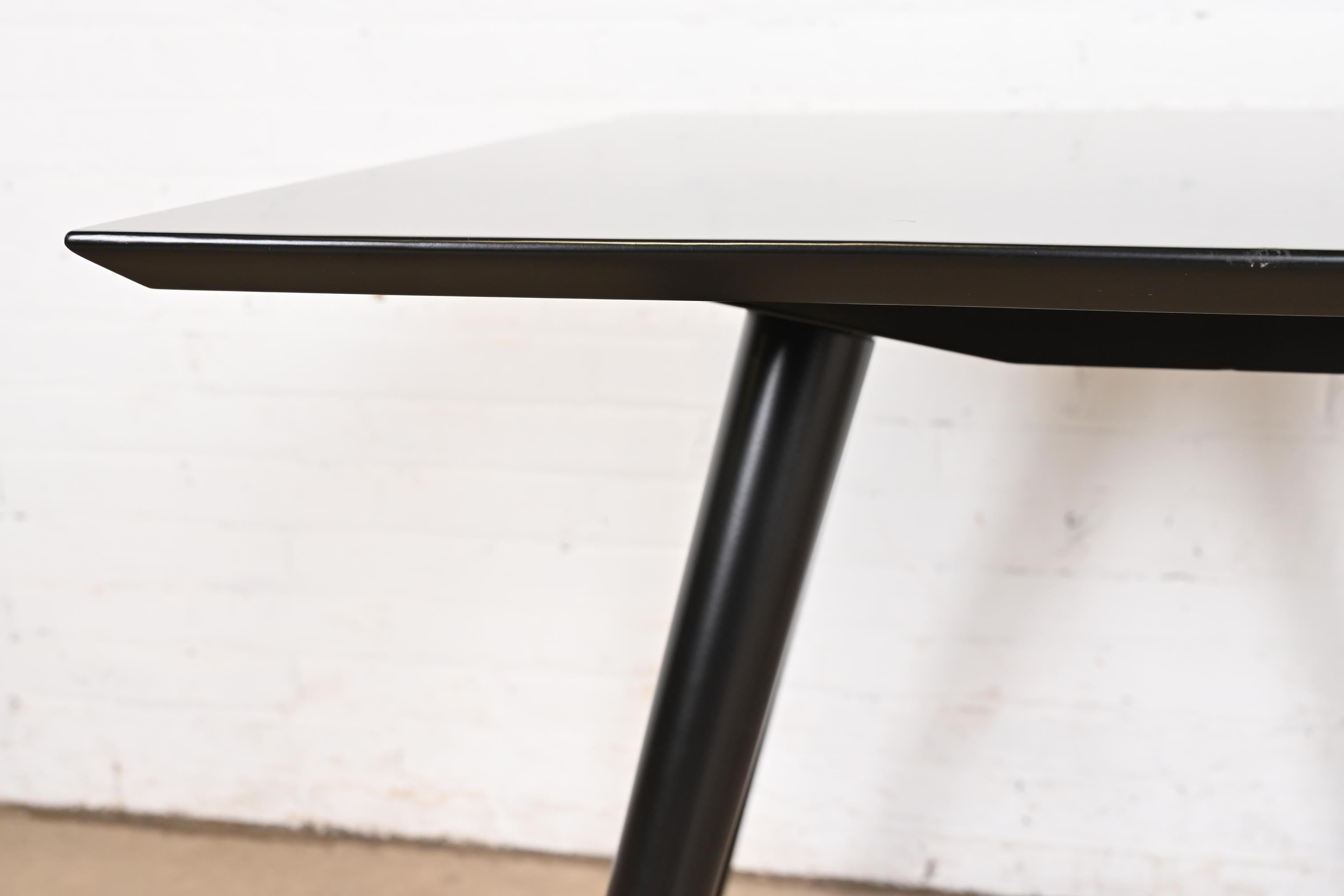 Birch Paul McCobb Planner Group Black Lacquered Dining or Game Table, Newly Refinished For Sale