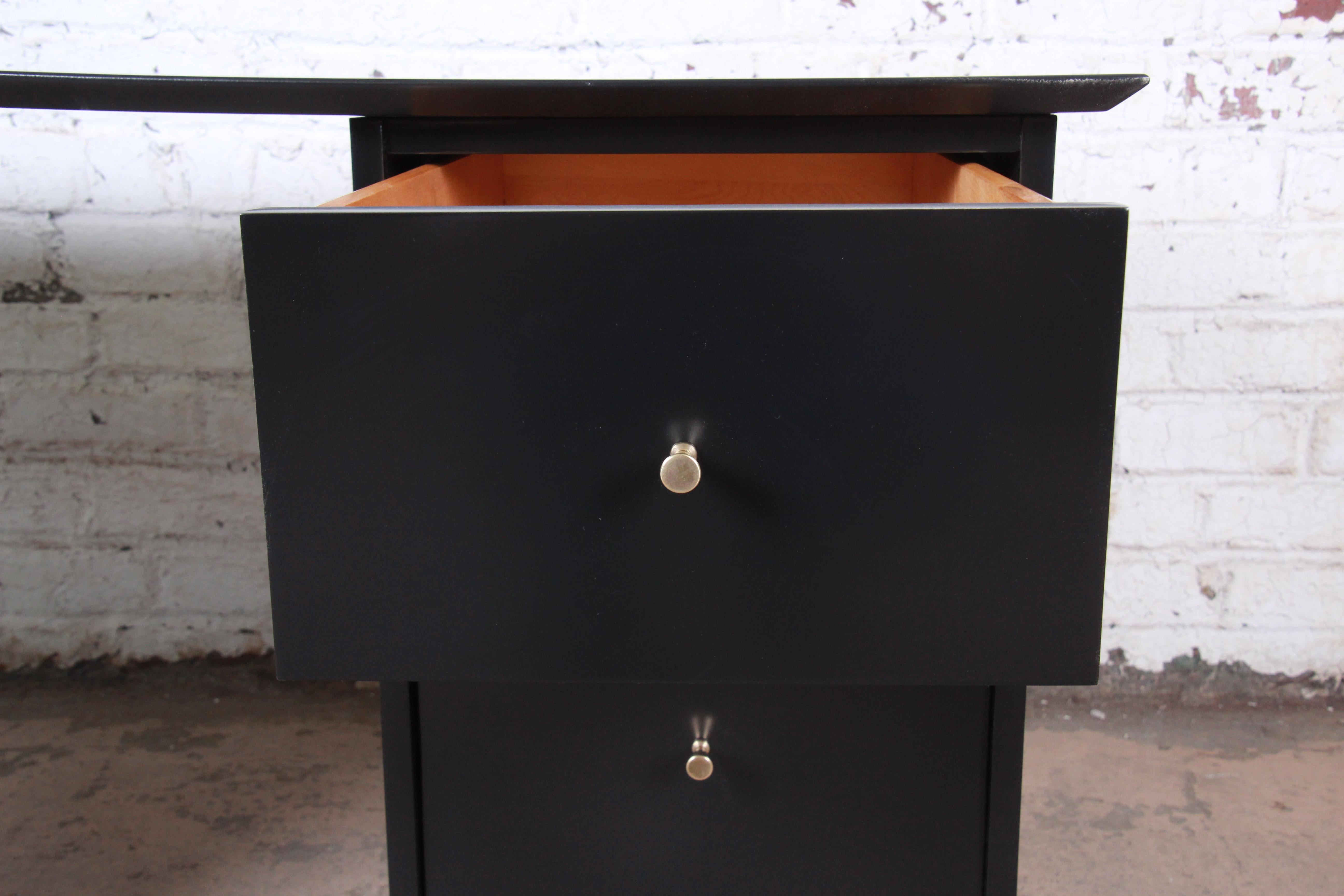 Paul McCobb Planner Group Black Lacquered Double Pedestal Desk and Chair, 1950s 3