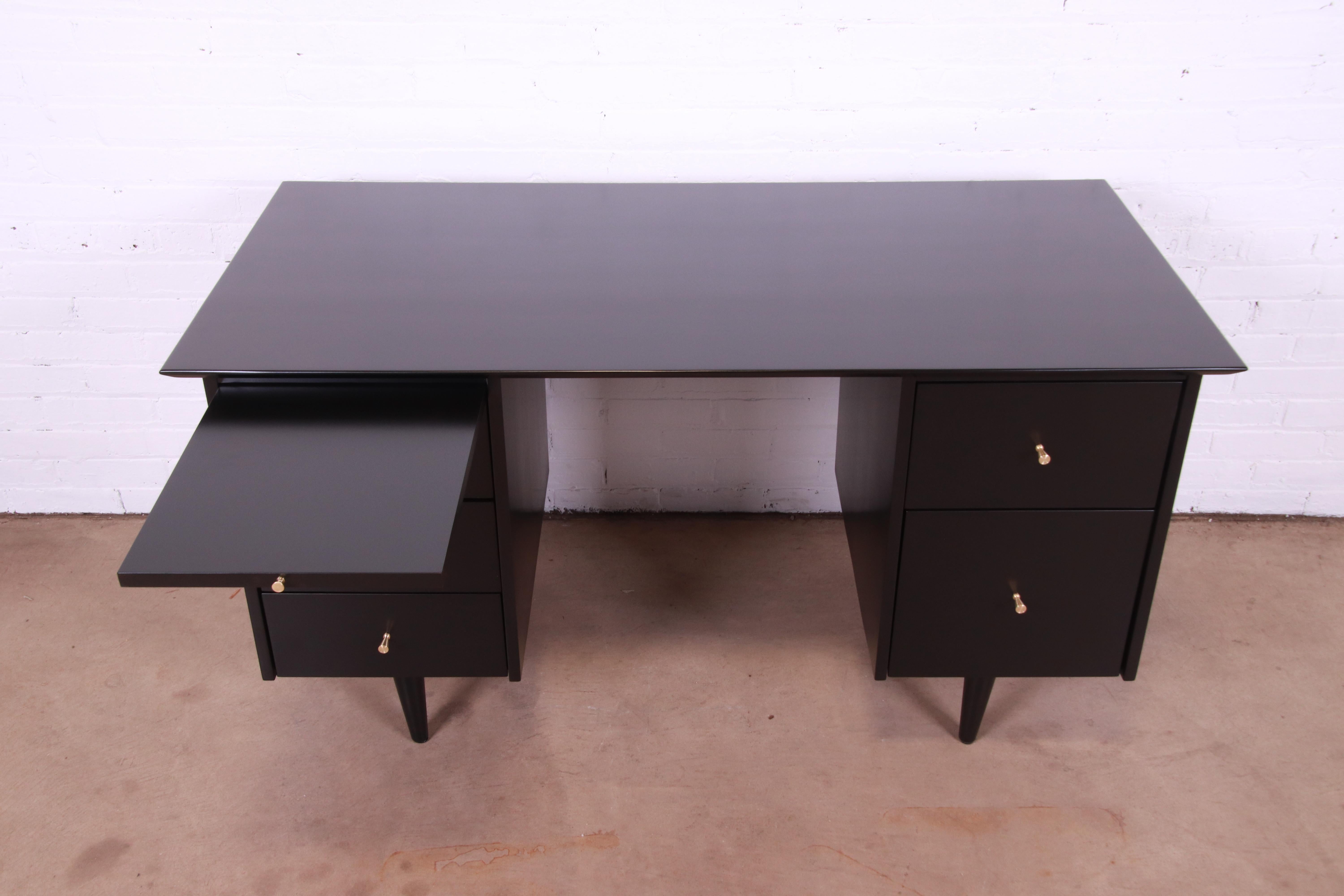 Paul McCobb Planner Group Black Lacquered Double Pedestal Desk, Newly Refinished 6